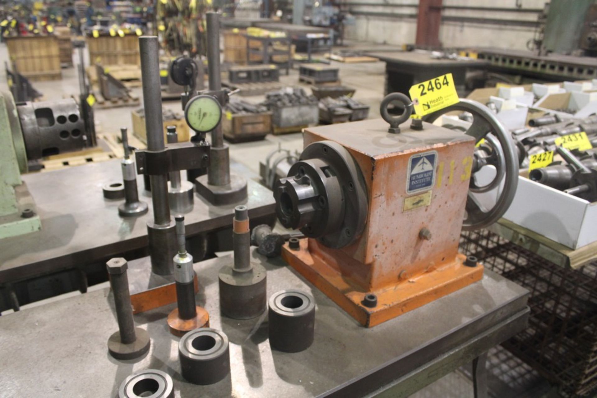 40 TAPER BORING BAR TOOL SETTER WITH INDIECATOR & ACCESSORIES, TABLE - Image 2 of 2