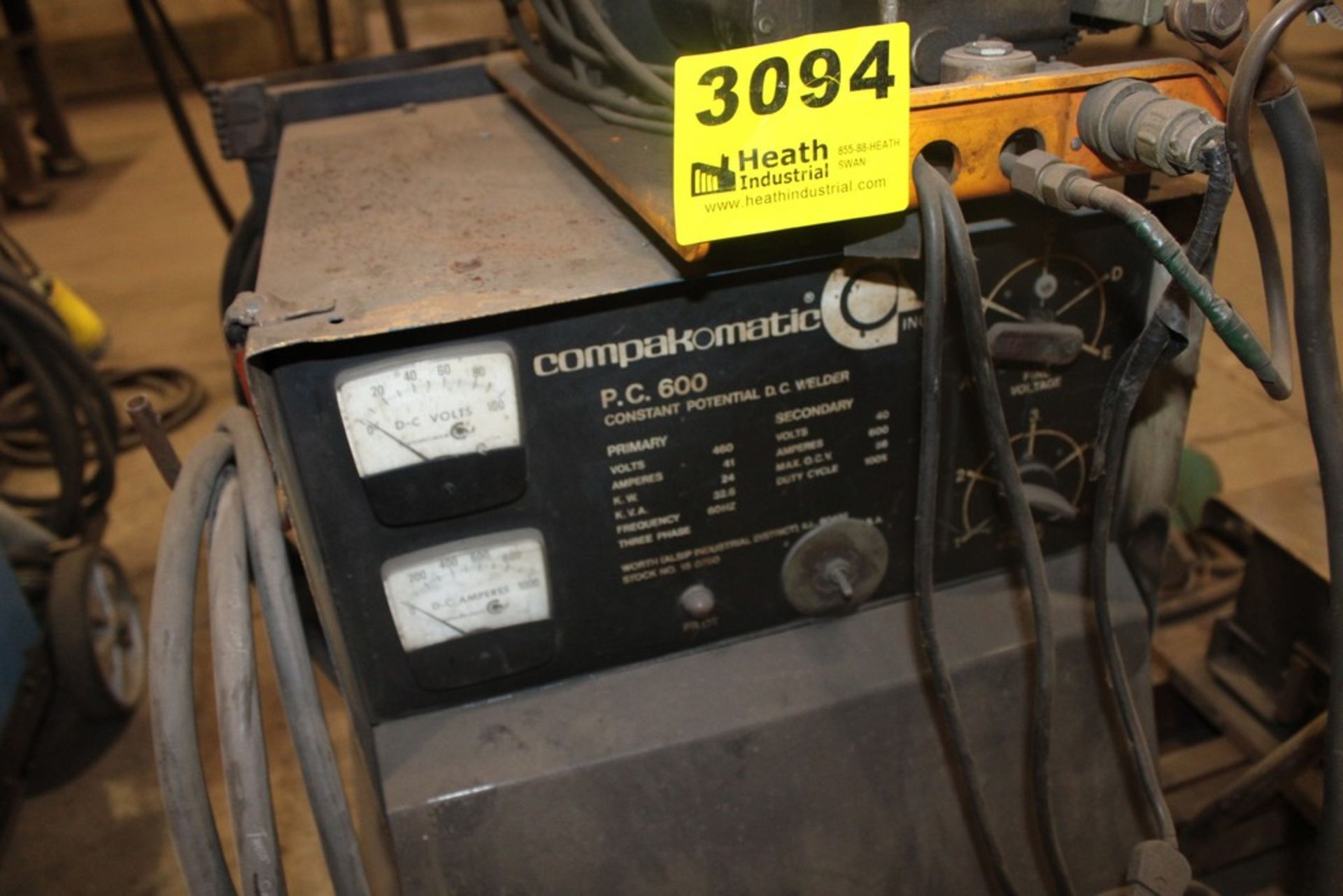 COMPACT-O-MATIC 600 AMP MODEL PC600 WELDER - Image 2 of 3