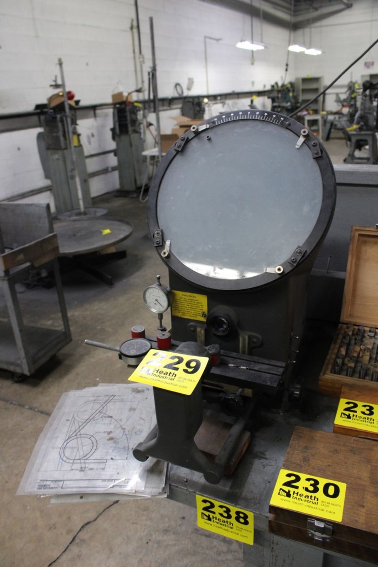12” BENCH OPTICAL COMPARATOR