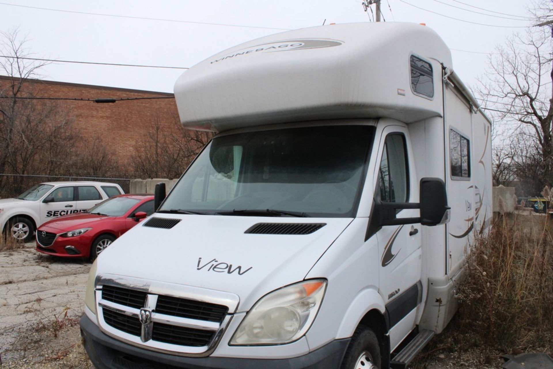 2007 Winnebago View 24 Class C RV - Image 2 of 27