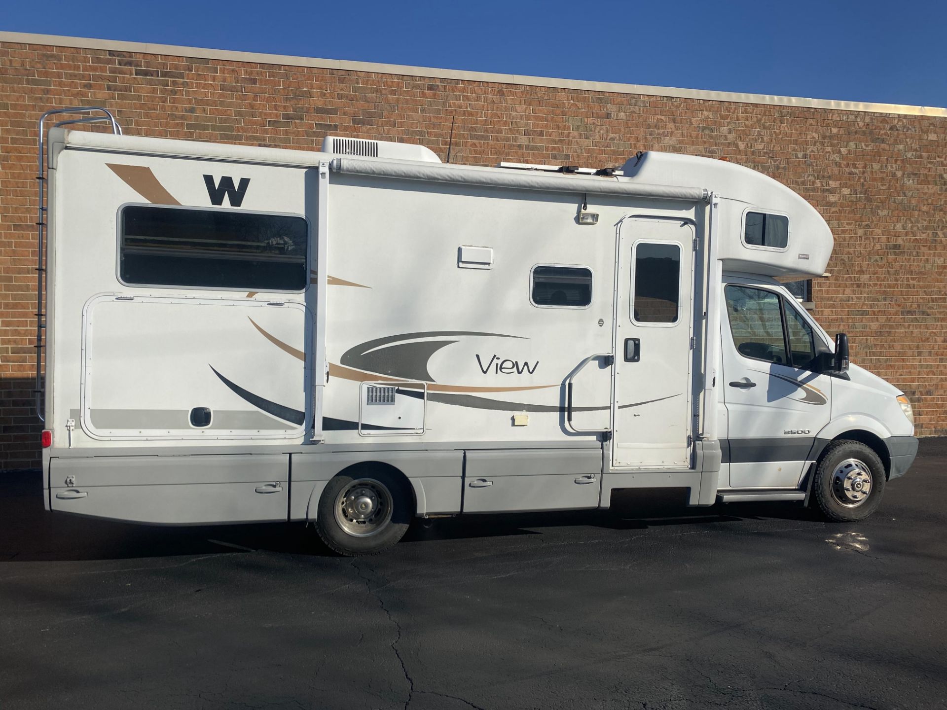 2007 Winnebago View 24 Class C RV - Image 18 of 27