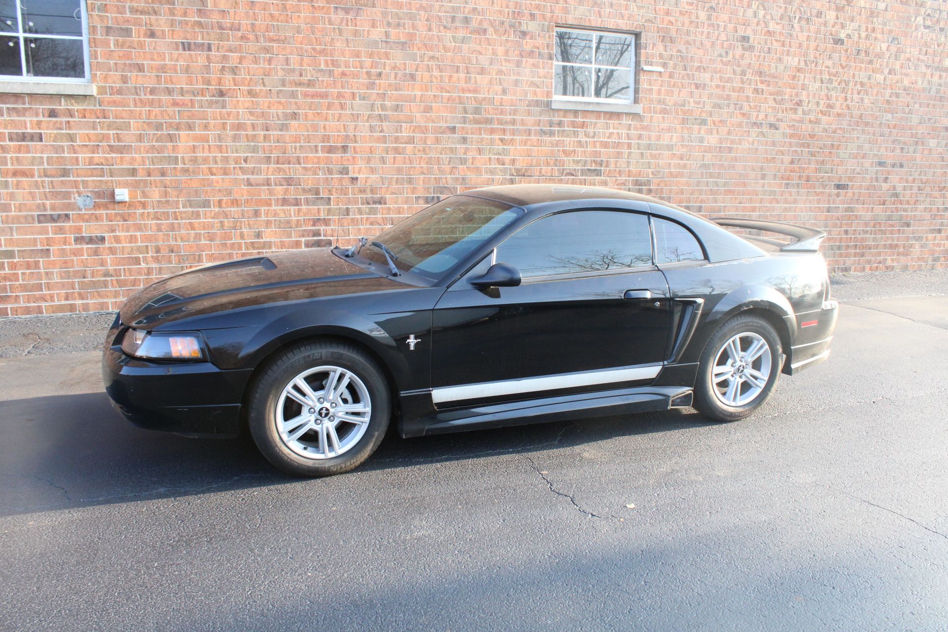 2002 FORD MUSTANG DELUXE COUPE, 3.8L V-6, FIVE SPEED MANUAL TRANS., VIN 1FAFP40472F216384, 122,825 M - Image 10 of 10