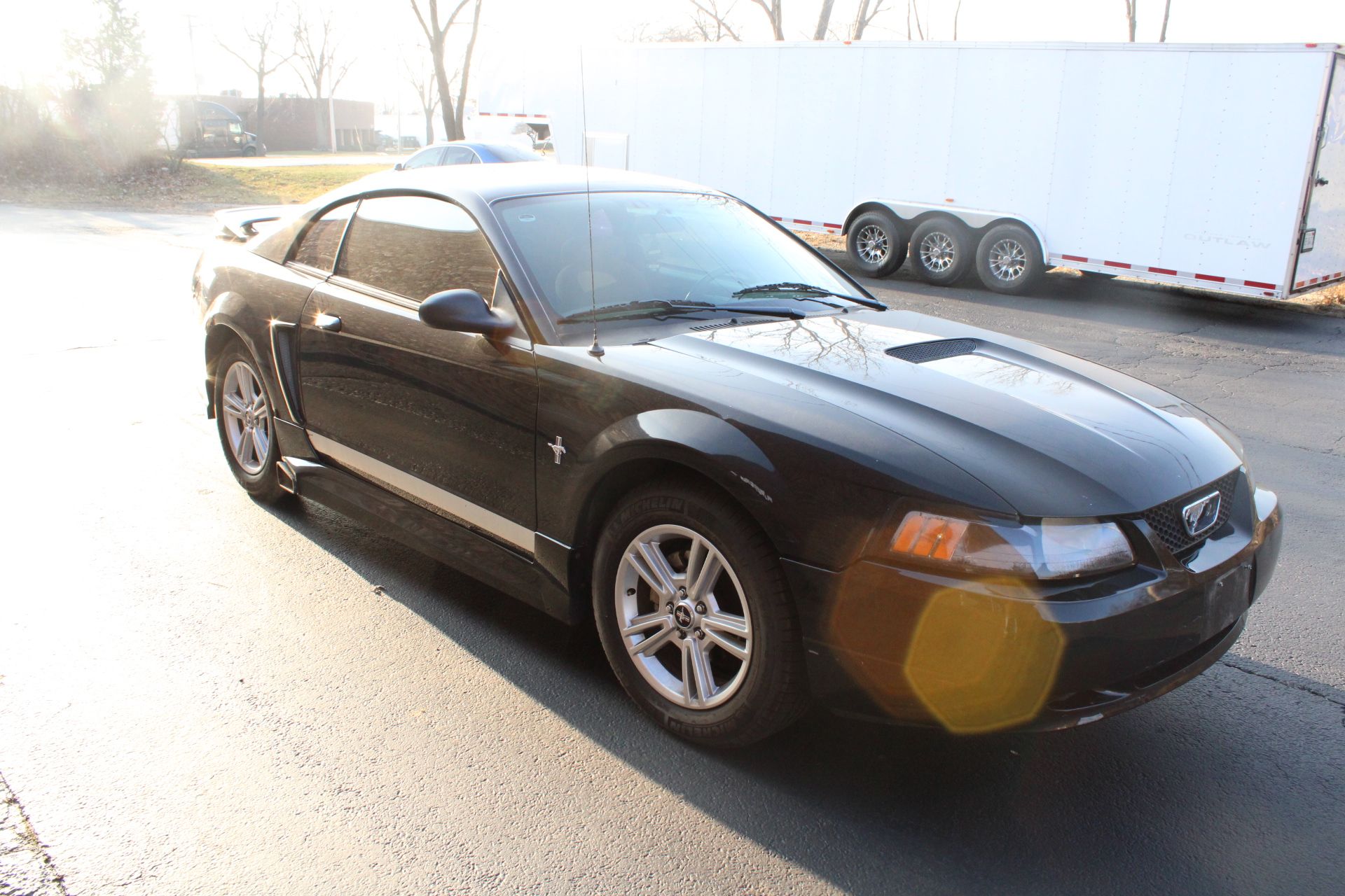 2002 FORD MUSTANG DELUXE COUPE, 3.8L V-6, FIVE SPEED MANUAL TRANS., VIN 1FAFP40472F216384, 122,825 M - Image 3 of 10