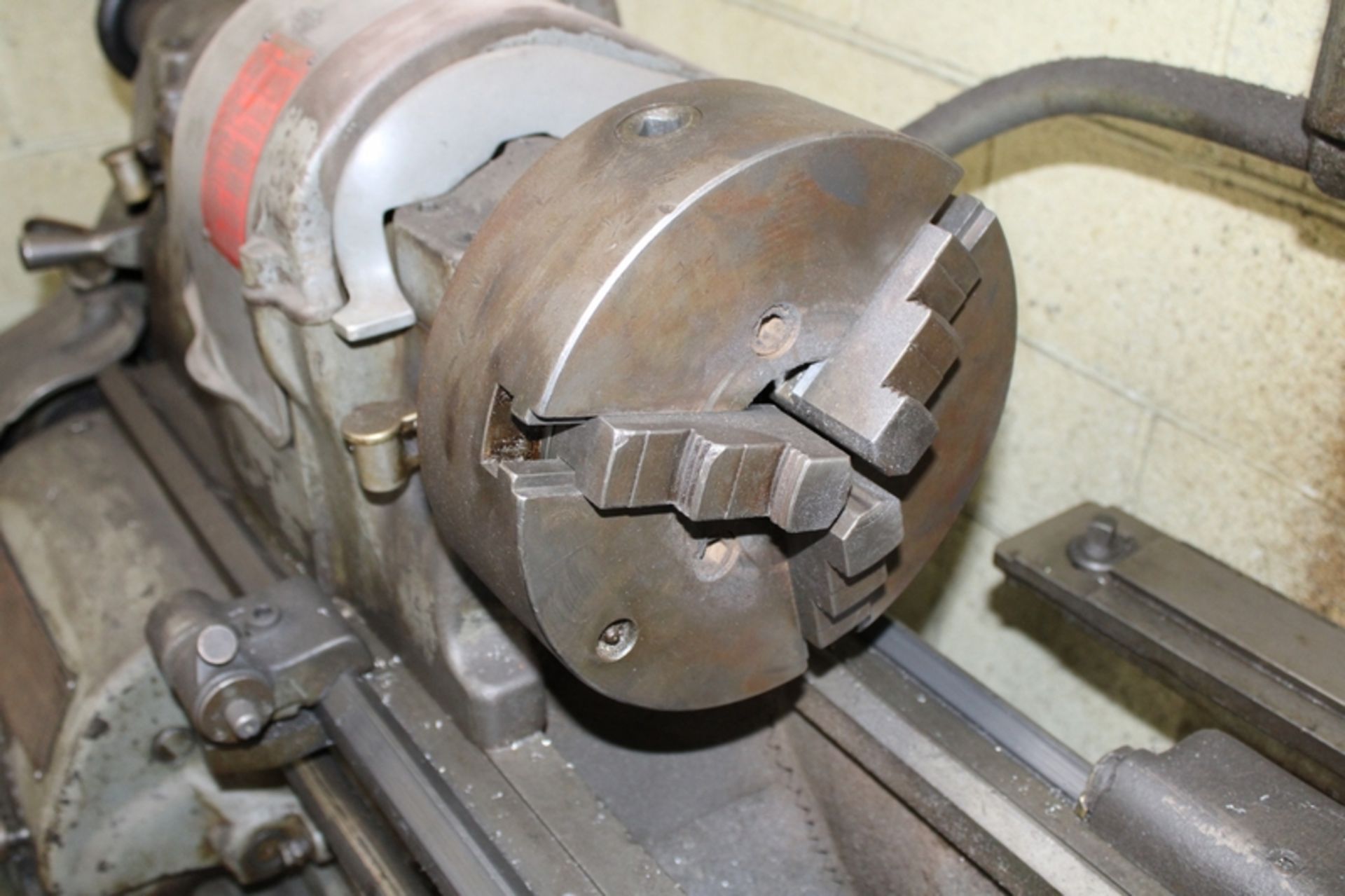 SOUTH BEND 15”X36” TOOLROOM LATHE, S/N 11489HKR15, 10” 3-JAW CHUCK, INCH THREADING, TAPER - Image 4 of 9