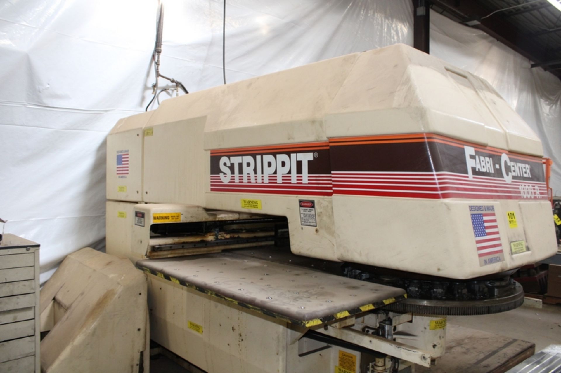 STRIPPIT 30 TON MODEL FABRI-CENTER 1000R CNC TURRET PUNCH, S/N 182013093, 20 PUNCH STATIONS, WITH PC - Image 4 of 9