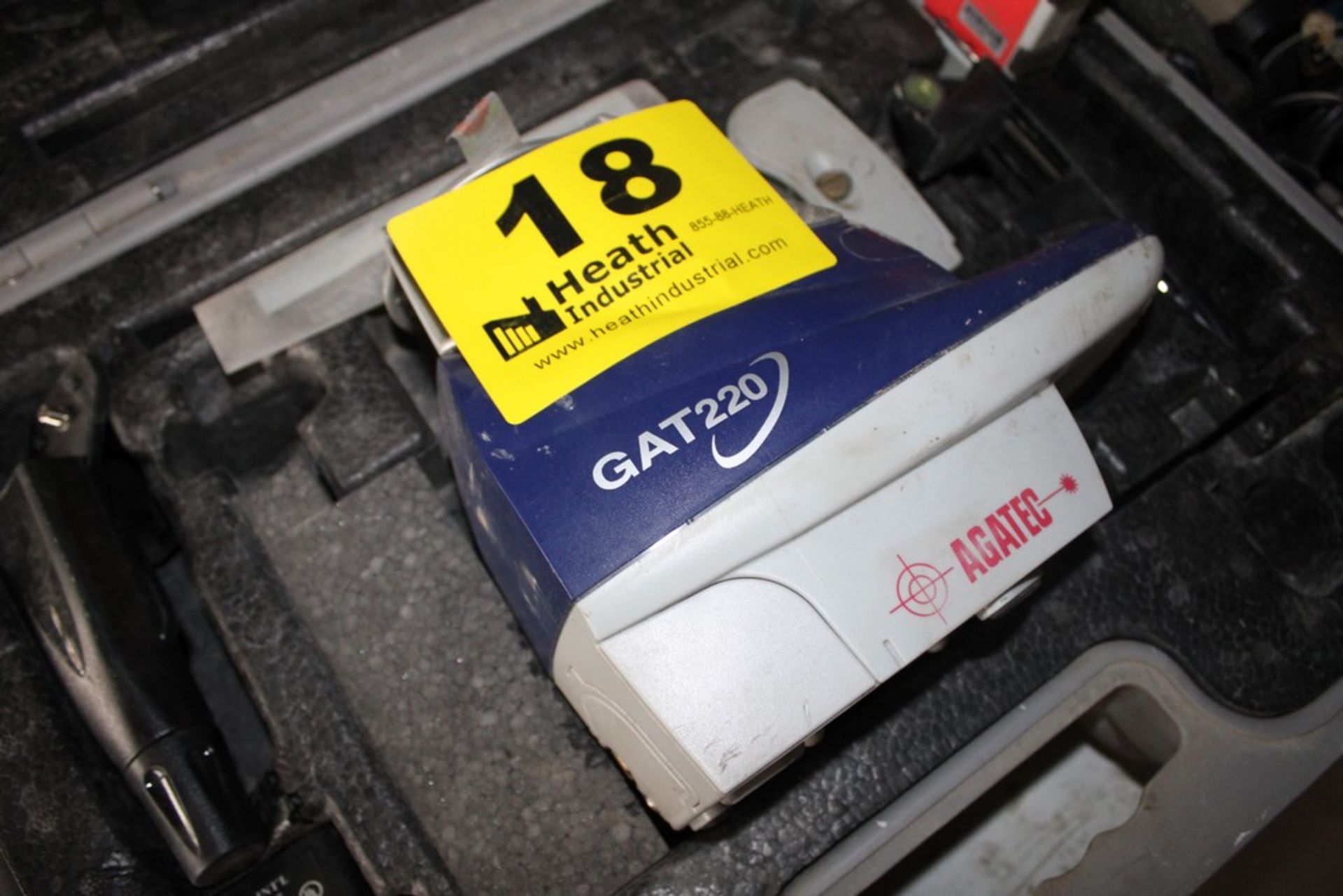 AGATEC MODEL GAT220 ROTARY LASER LEVEL WITH CASE - Image 2 of 3