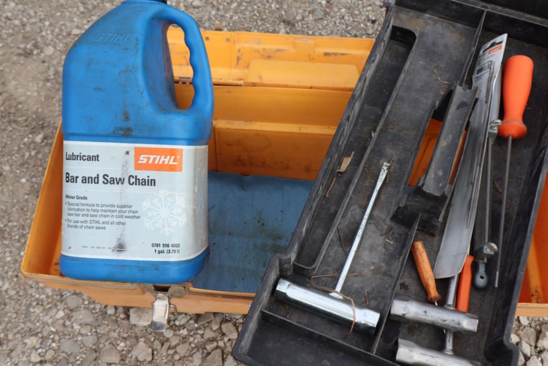 Stihl MS171 chainsaw & tools, yellow box. - Image 3 of 3
