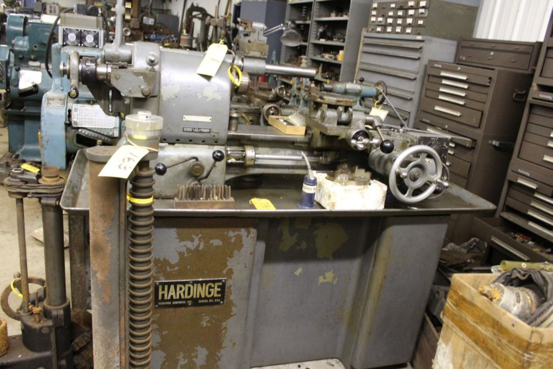 Hardinge lathe model HCT, 16" bed, 2" hole, carriage feed, thread attachment, 1 hp, 3 phase, 220 - Image 5 of 8