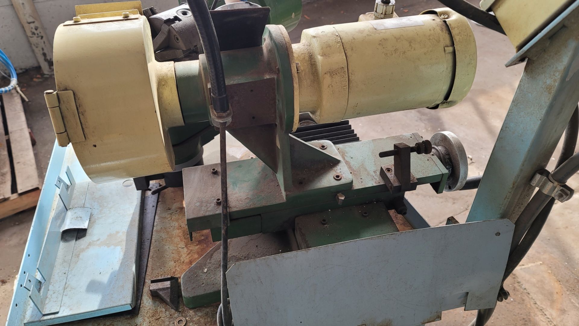 Rush Machinery model 1320, twist drill sharpener, sn 2477. - Image 4 of 6