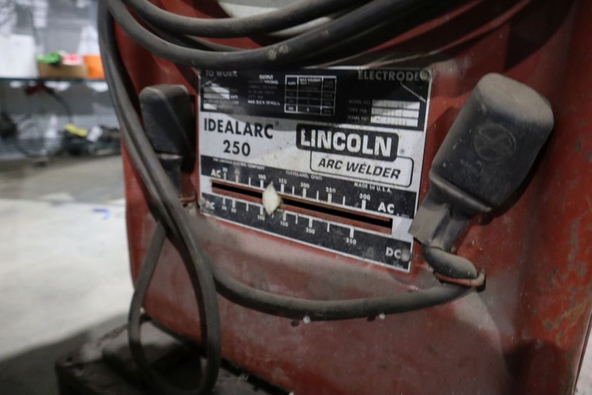 Lincoln Idealarc 250 Welder. - Image 2 of 6