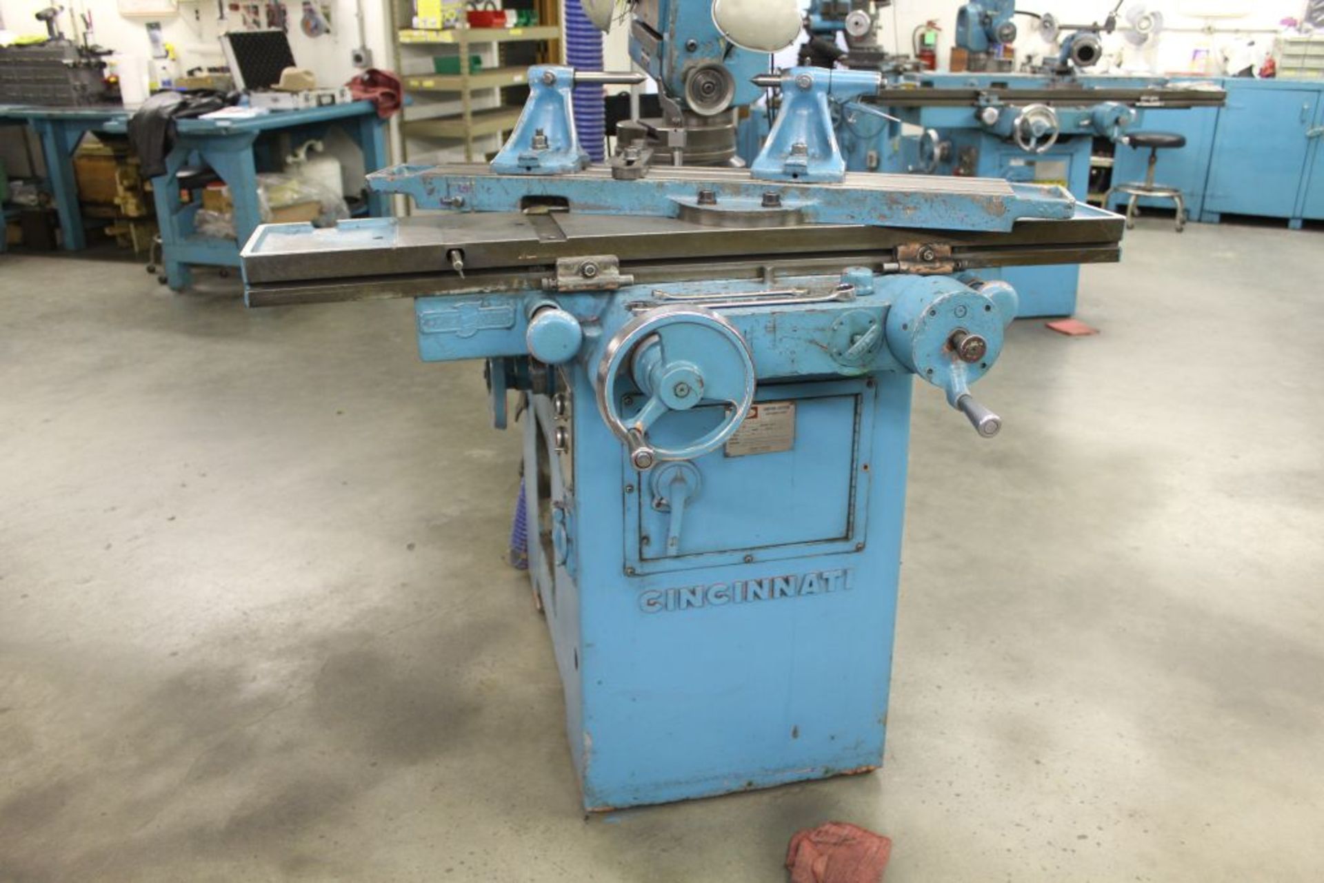 Cincinnati model 2 tool & cutter grinder, sn TRW-39864, single axis twin spindle grinding head, - Image 5 of 8