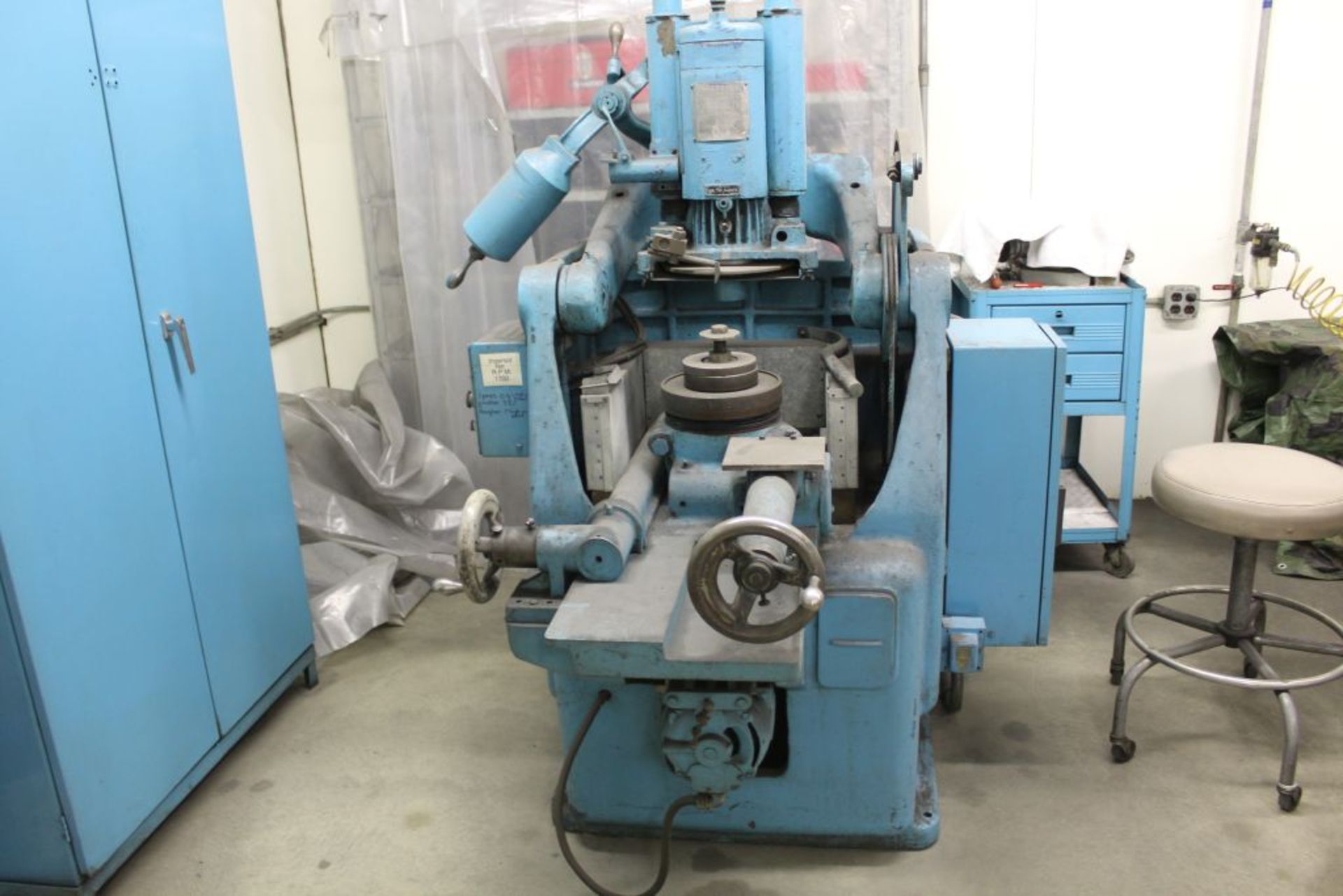 Ingersol tool & cutter grinder model and sn UNK.