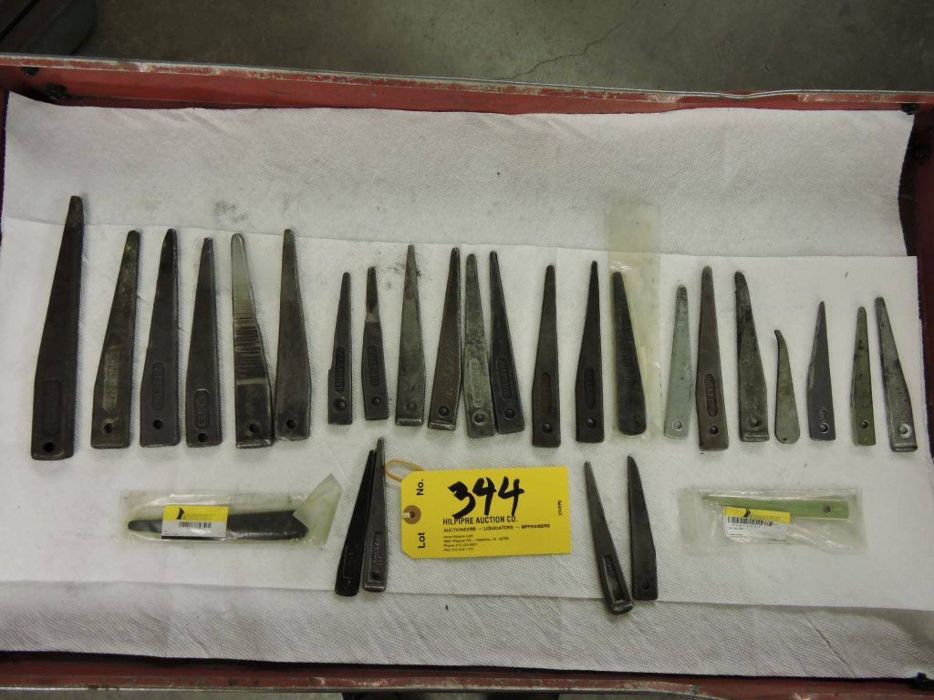 Assorted drill Drifts, (Woodruff keys), (approx. 33).