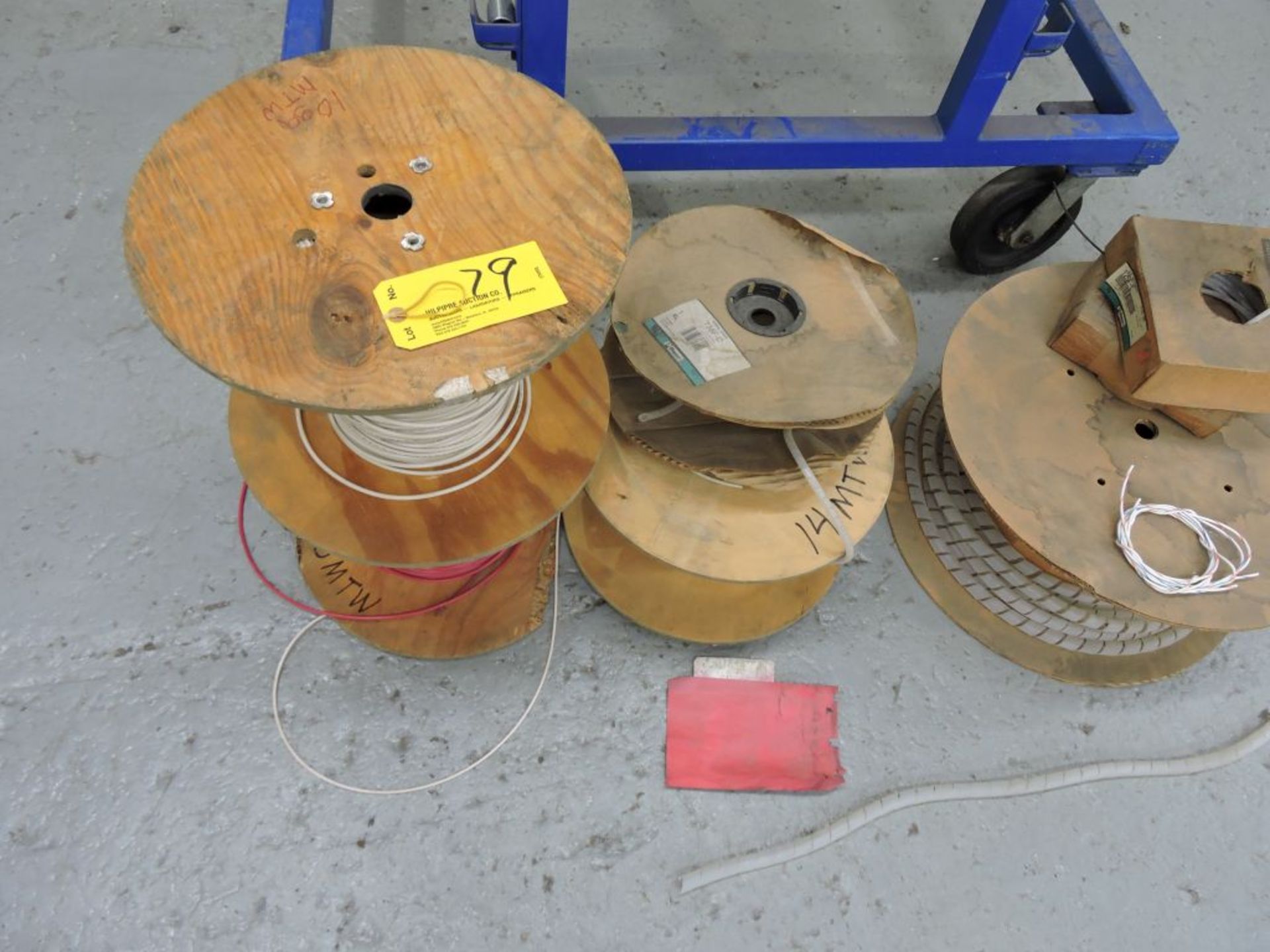 Reels of electrical wire, various sizes, (14). - Image 2 of 3