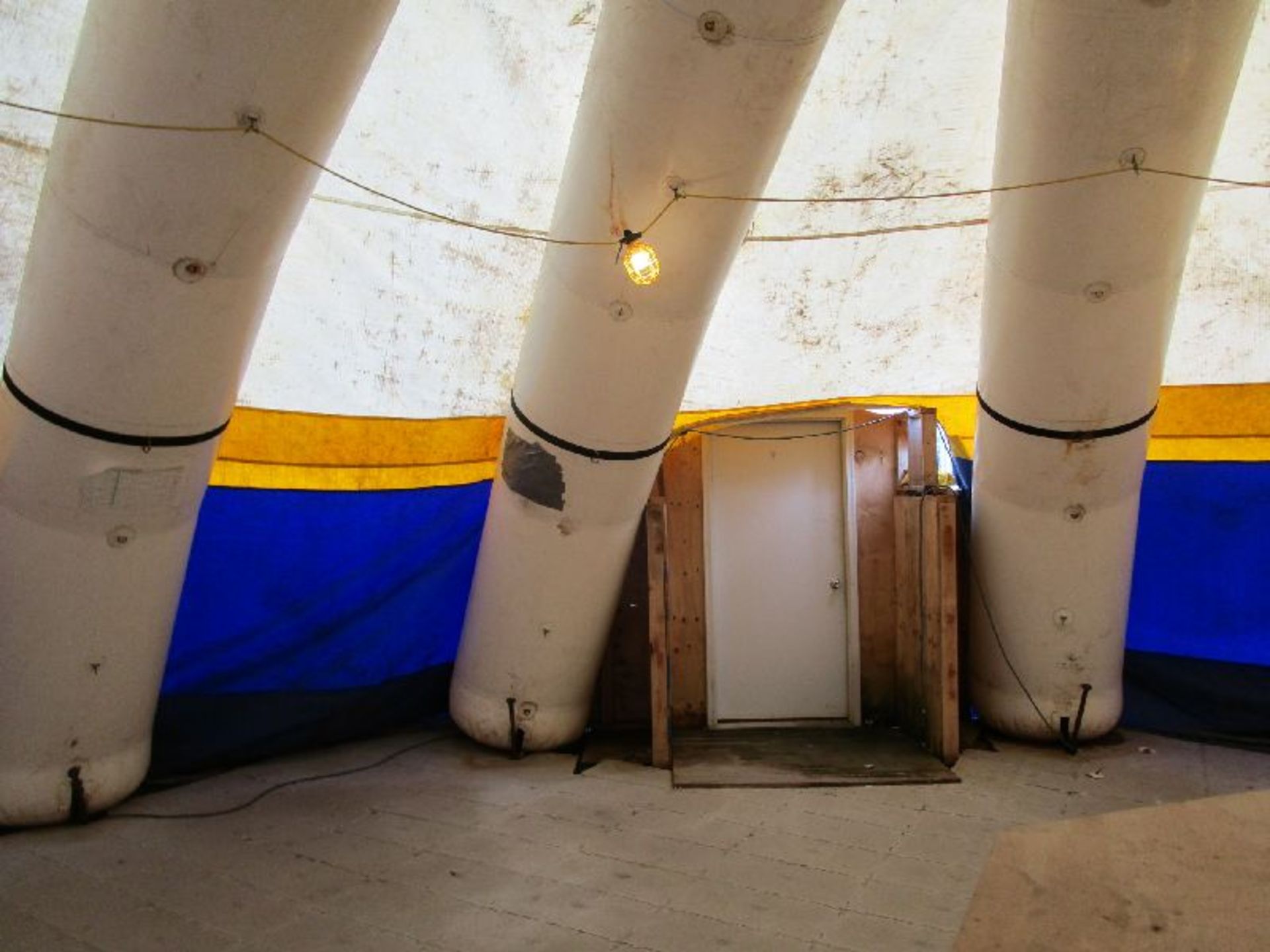 Air Beam Tent Unit - Image 4 of 6