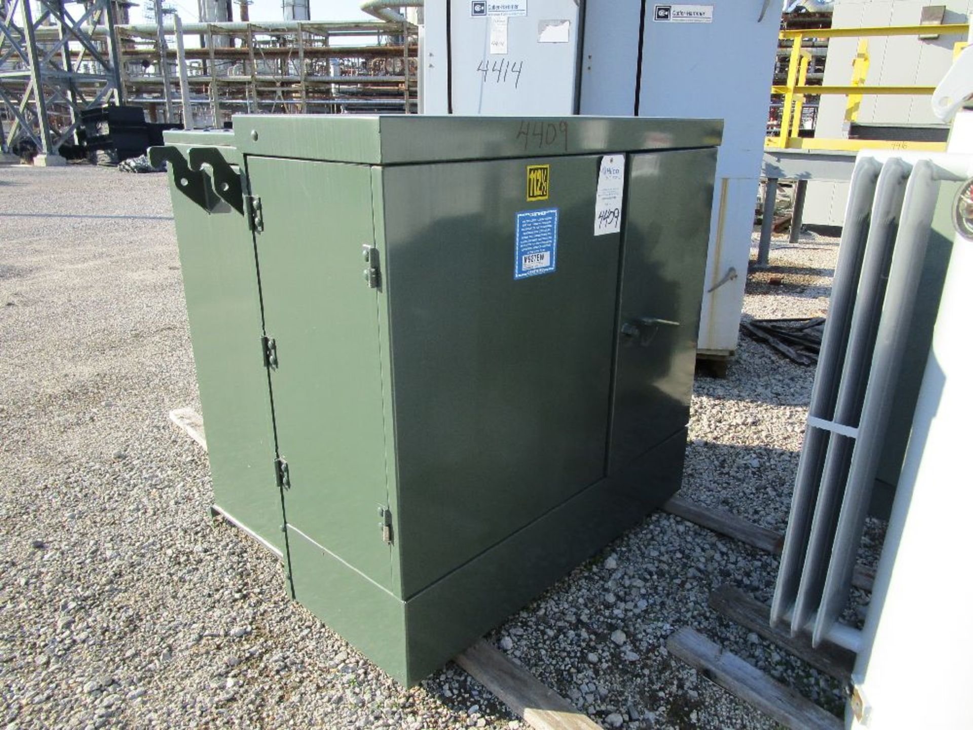 T & R Electric Model M927EW 112.5 KVA Transformer