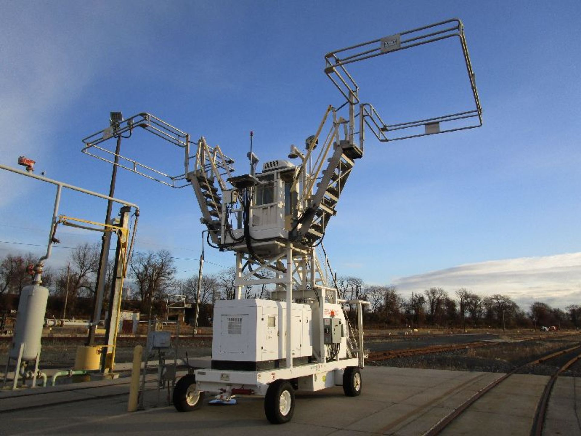 Rail Barge Truck Self Propelled Portable Platform - Image 6 of 10