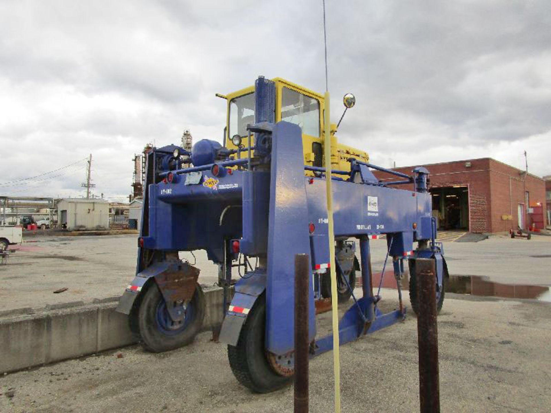 Hyster Model M 200H 10 Ton Saddle Truck - Image 2 of 5