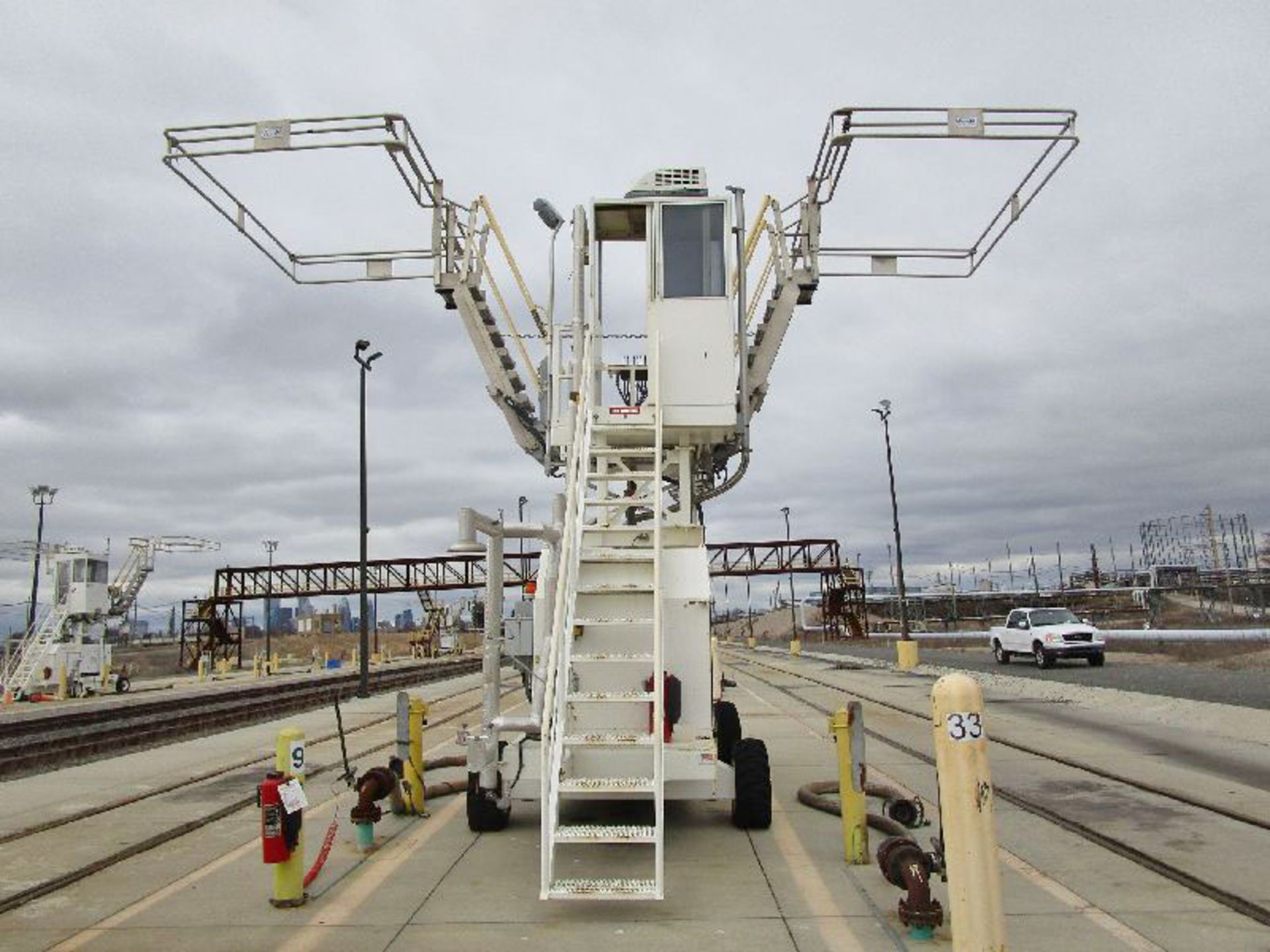 Rail Barge Truck Self Propelled Portable Platform - Image 10 of 14