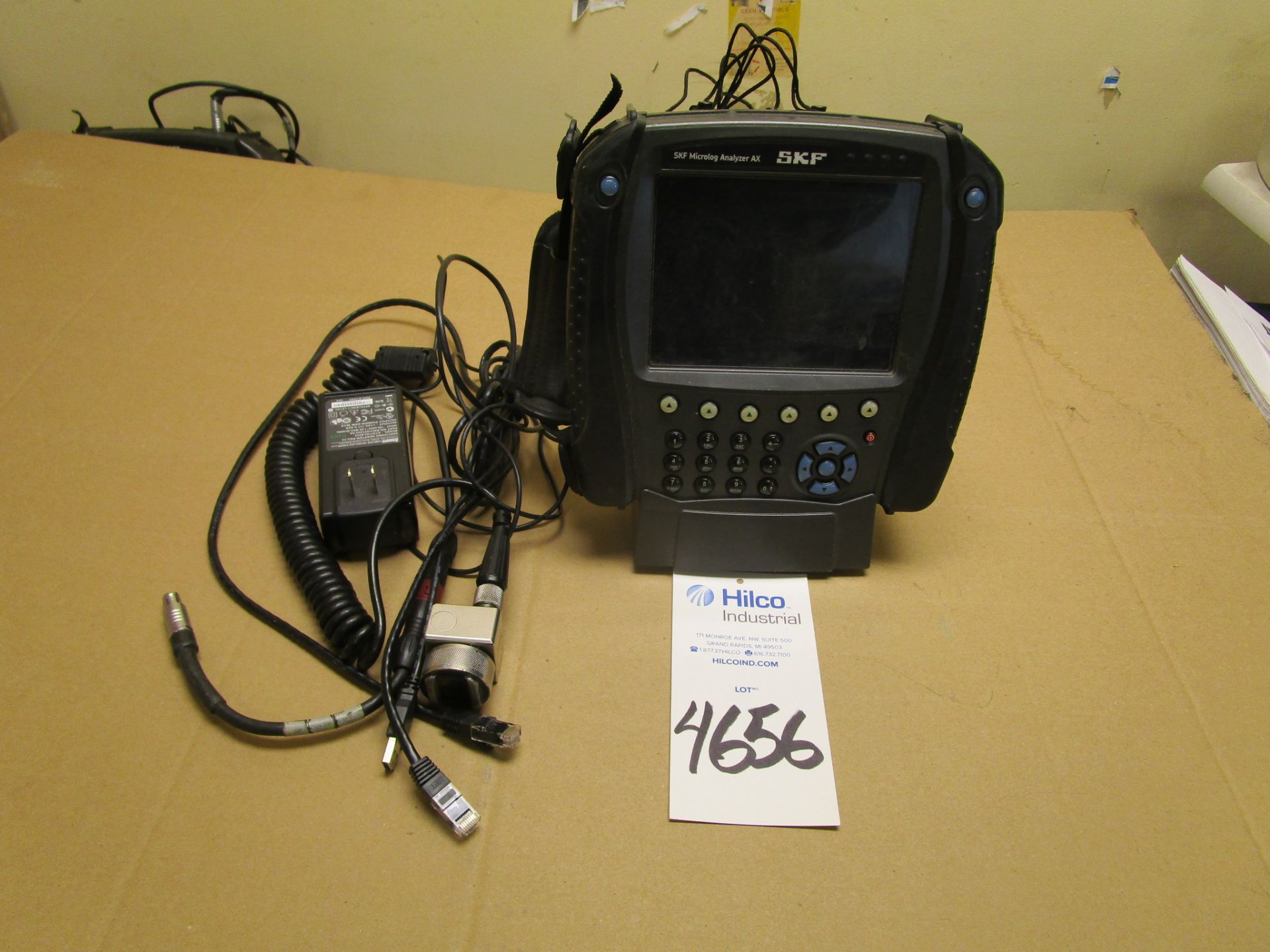 SKF Model CMXA80 Digital Bearing Vibration Analyzer