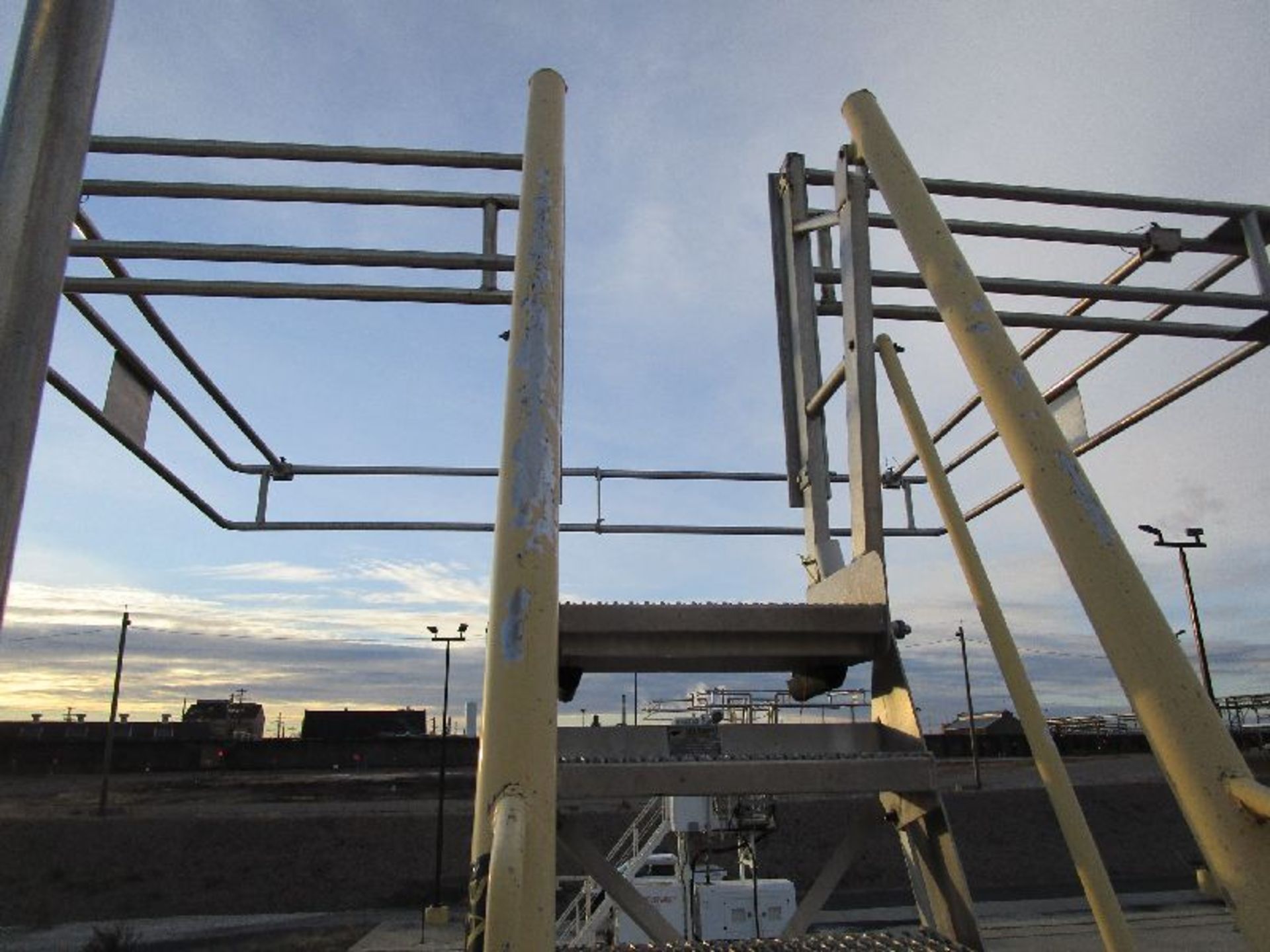 Rail Barge Truck Self Propelled Portable Platform - Image 8 of 10