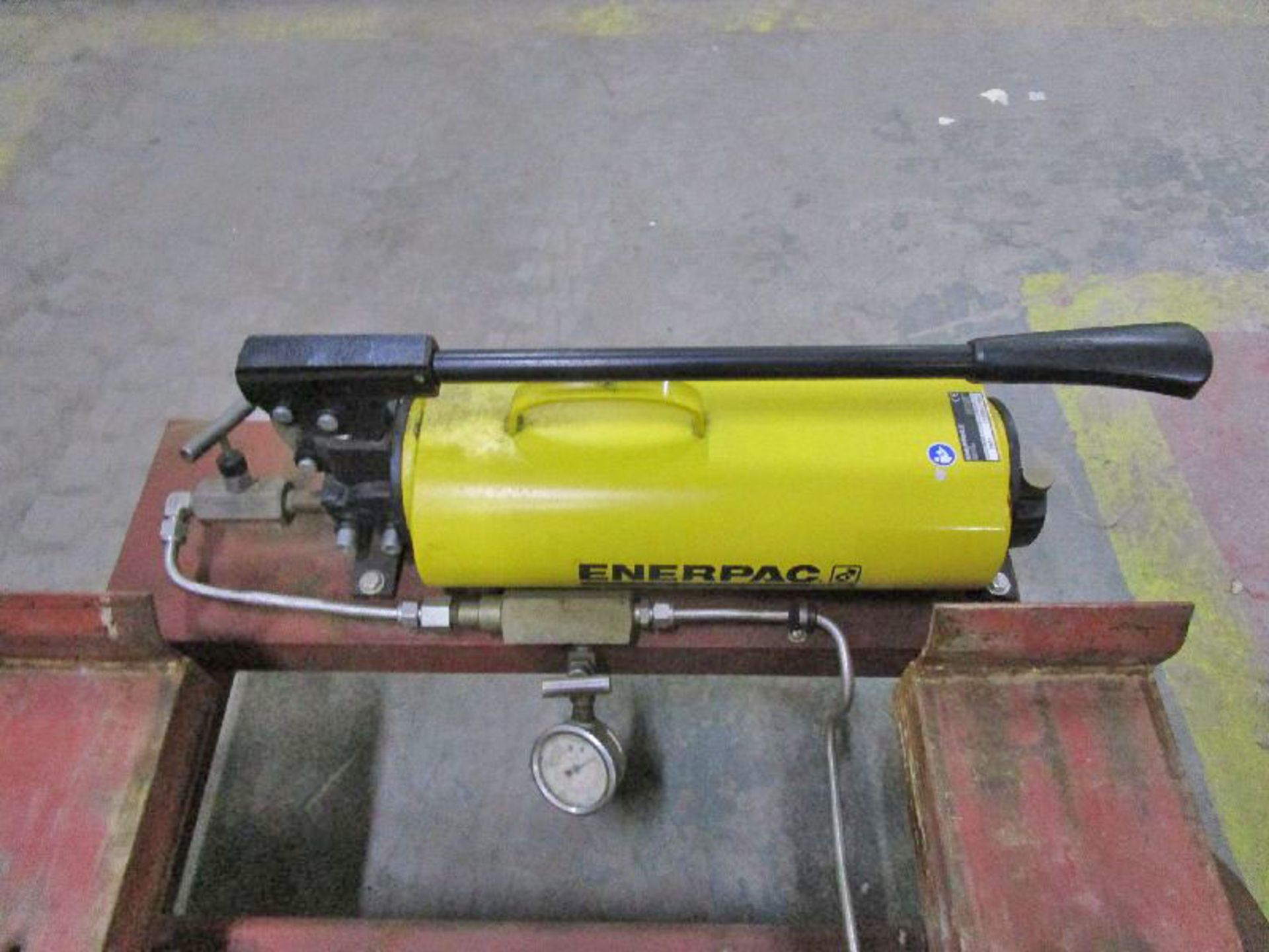 Enerpac Model P801 10,000 PSI Hydraulic Jack - Image 4 of 5