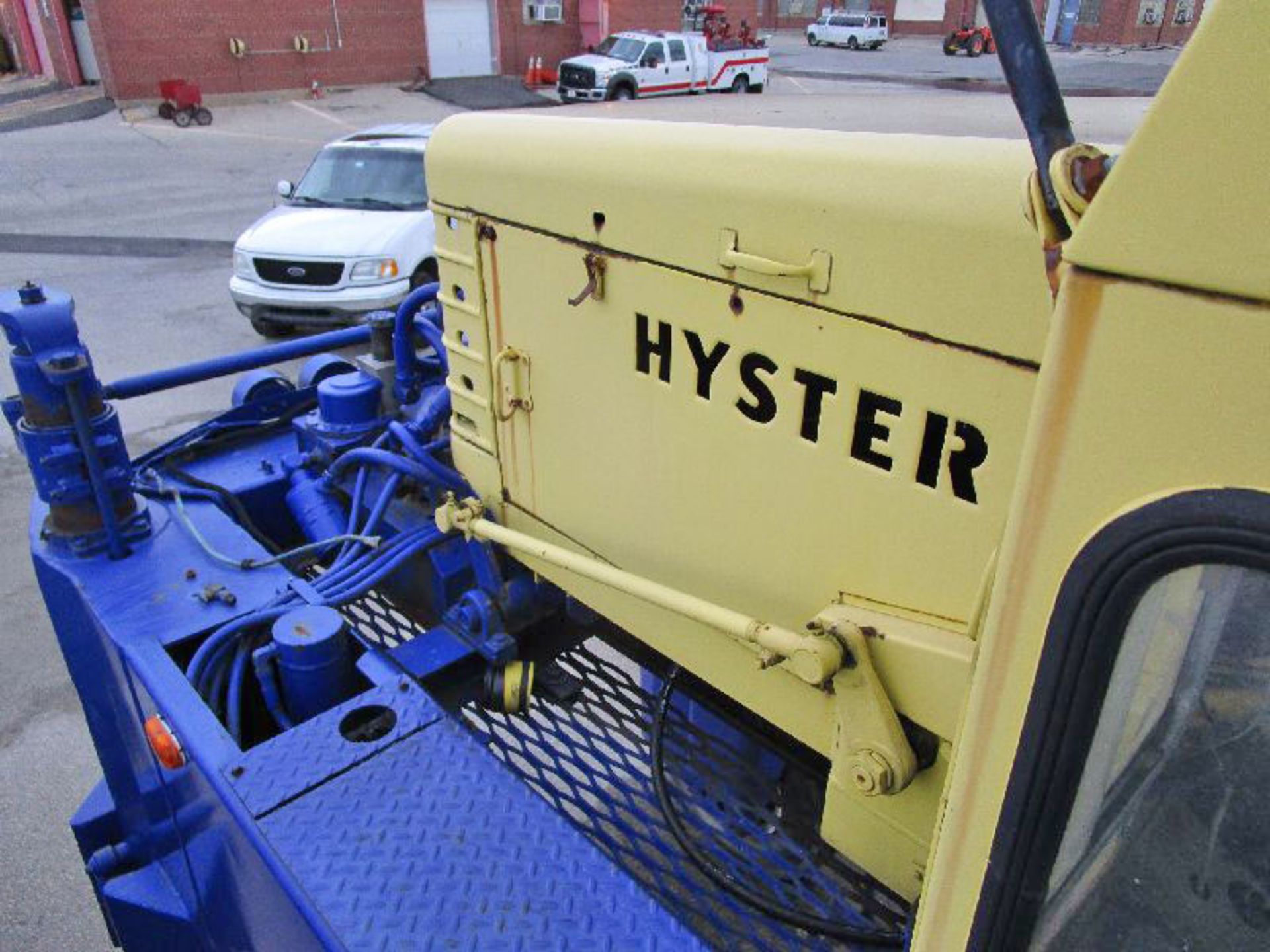 Hyster Model M 200H 10 Ton Saddle Truck - Image 6 of 9