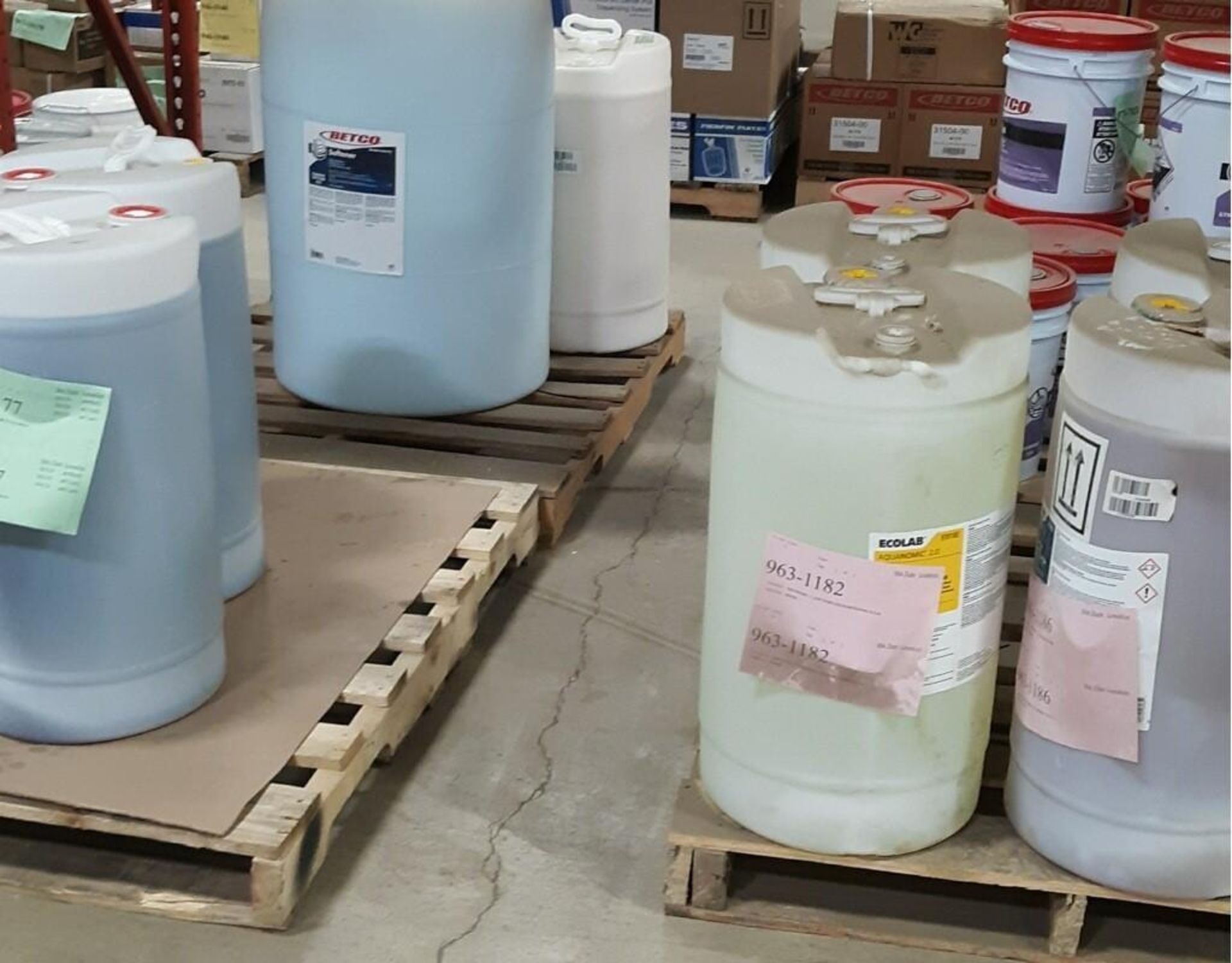 Cleaning Chemical-OVER $145,00 SHOWING WITH OVER 400 LINE ITEMS-(all inventory counts have been prov - Image 5 of 53