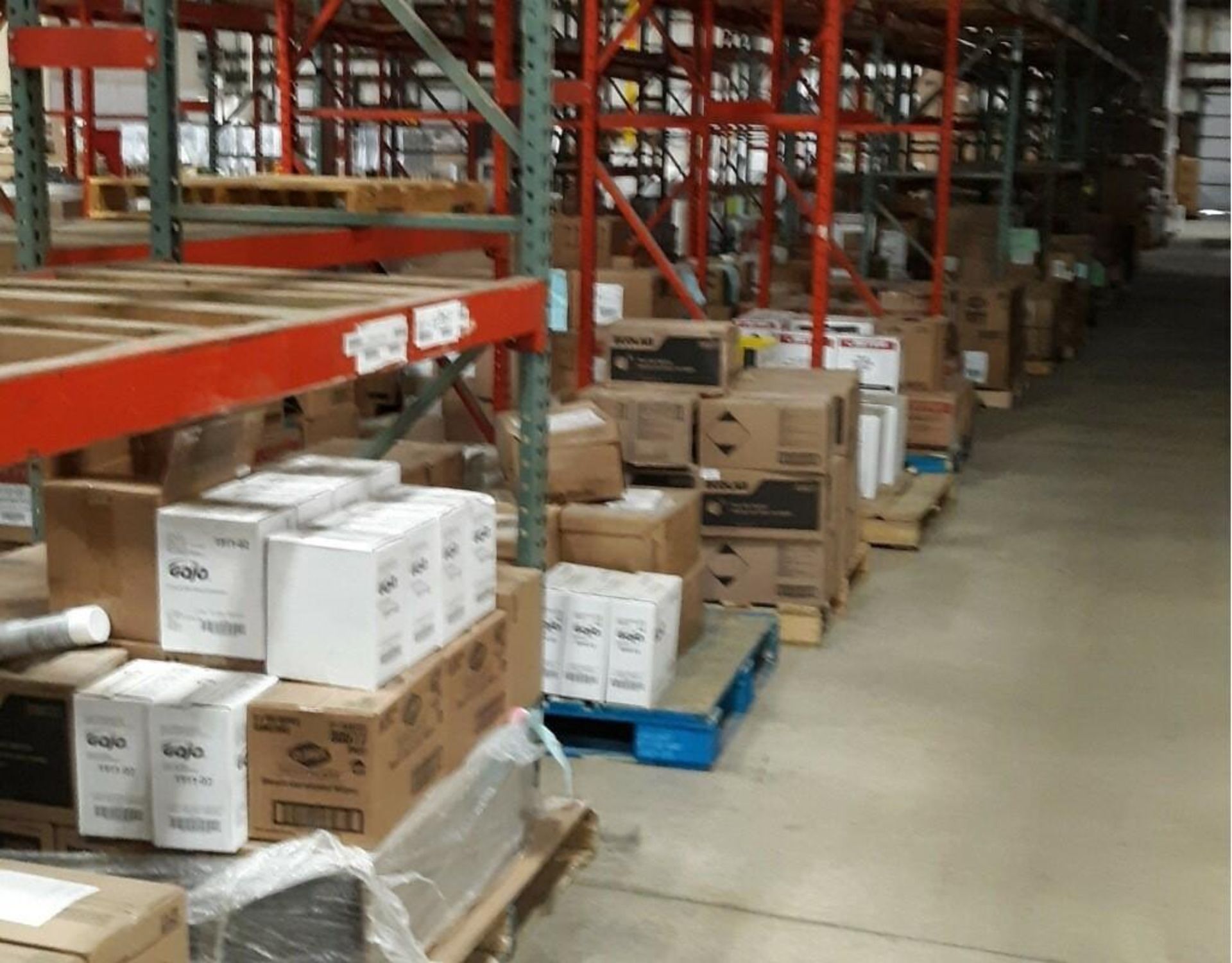 Cleaning Chemical-OVER $145,00 SHOWING WITH OVER 400 LINE ITEMS-(all inventory counts have been prov - Image 3 of 53