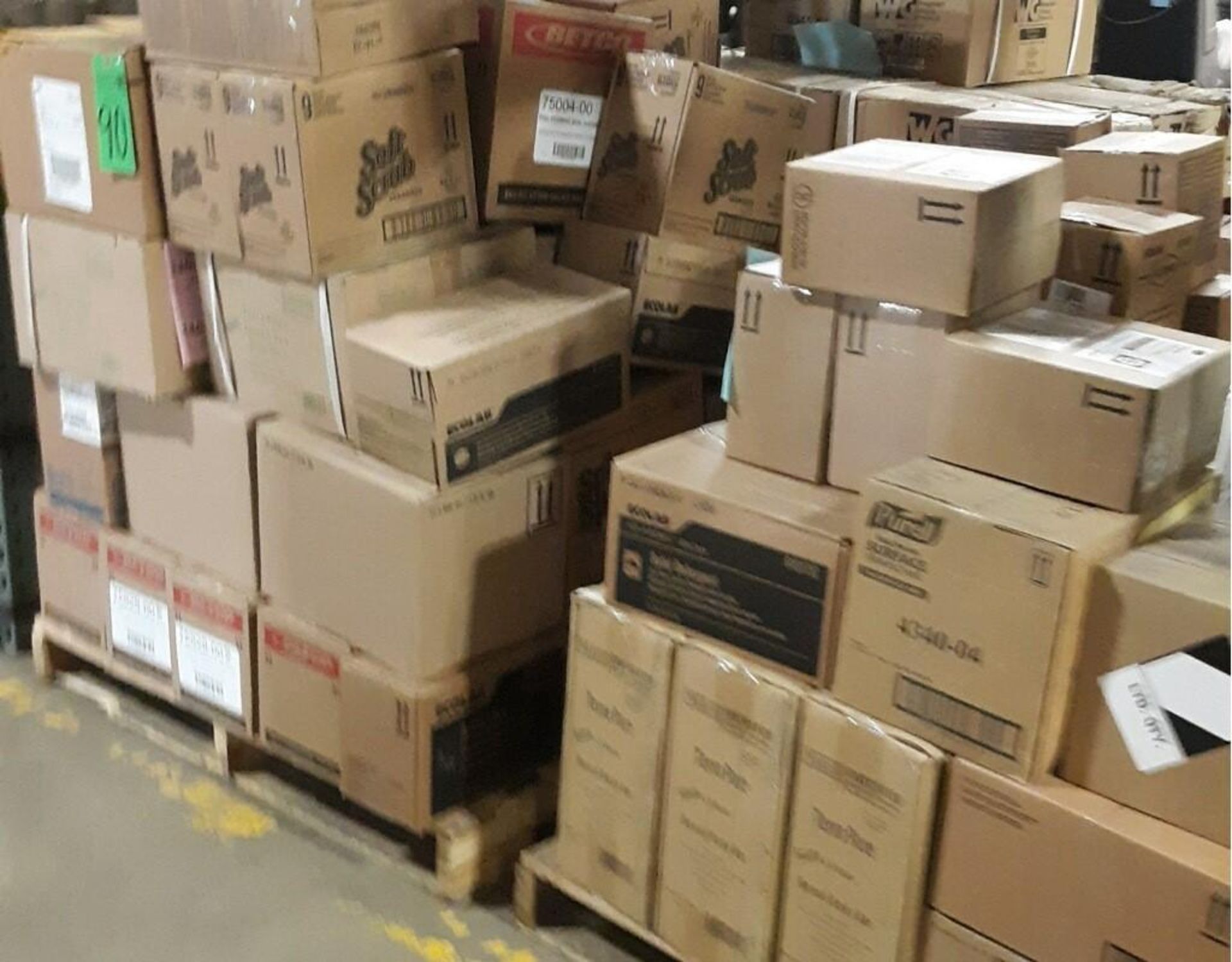 Cleaning Chemical-OVER $145,00 SHOWING WITH OVER 400 LINE ITEMS-(all inventory counts have been prov - Image 26 of 53