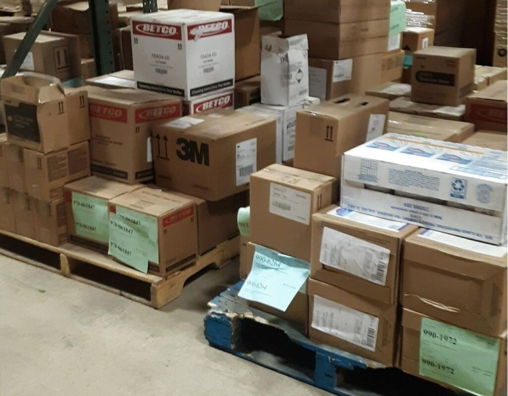 Cleaning Chemical-OVER $145,00 SHOWING WITH OVER 400 LINE ITEMS-(all inventory counts have been prov - Image 33 of 53