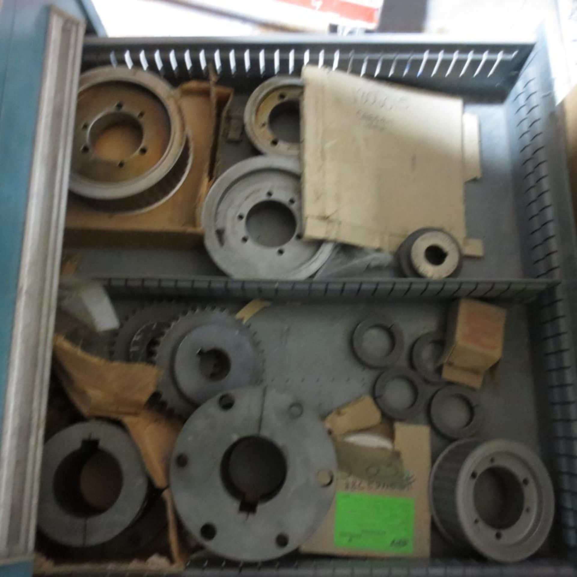 10 Drawer Cabinet with Belts and Pulleys - Image 6 of 6