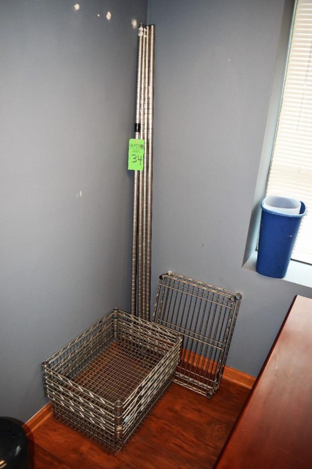 Metro 24" x 18" x 6' Stationary Rack, Not Assembled - See Pictures