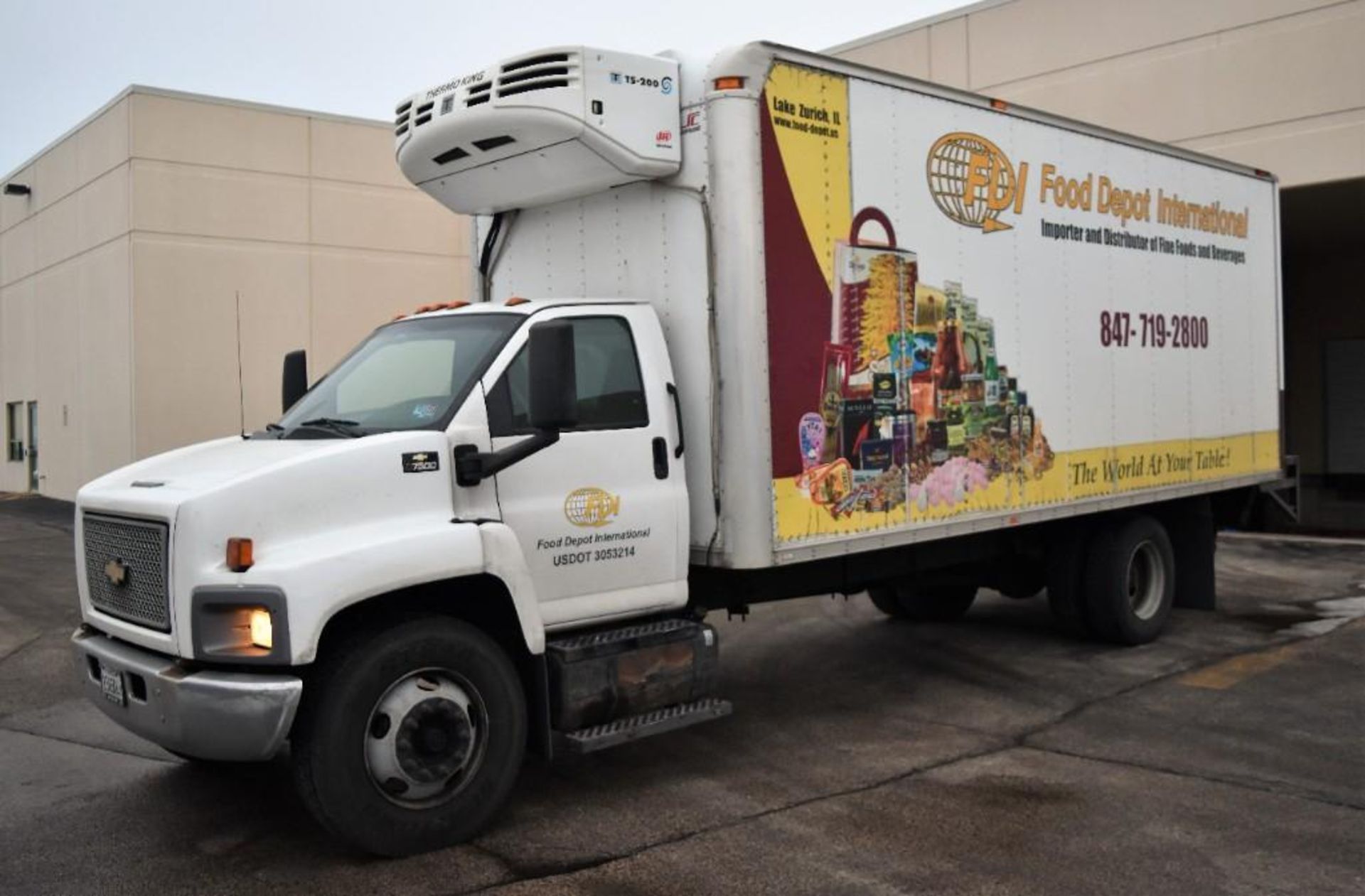 2007 Chevrolet C7500 22Ft. S/A Reefer truck Vin: 1GBJ7C13X7F402243 (2007) Isuzu 200-HP 6HK1-TC 7.8L