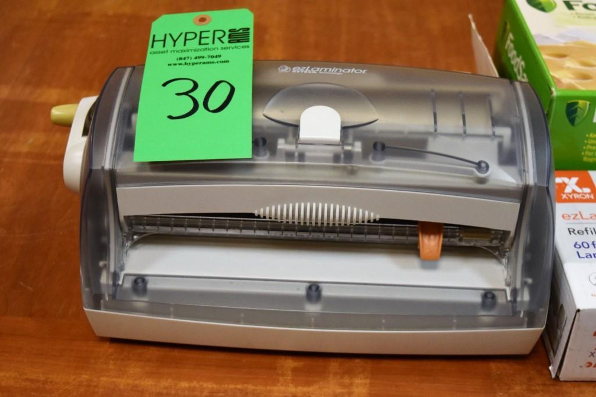 Lot c/o: Xyron ezLaminator w/ ezLaminator 60' Two-Sided Laminate Refill Cartridge & FoodSaver Vacuum - Image 2 of 4