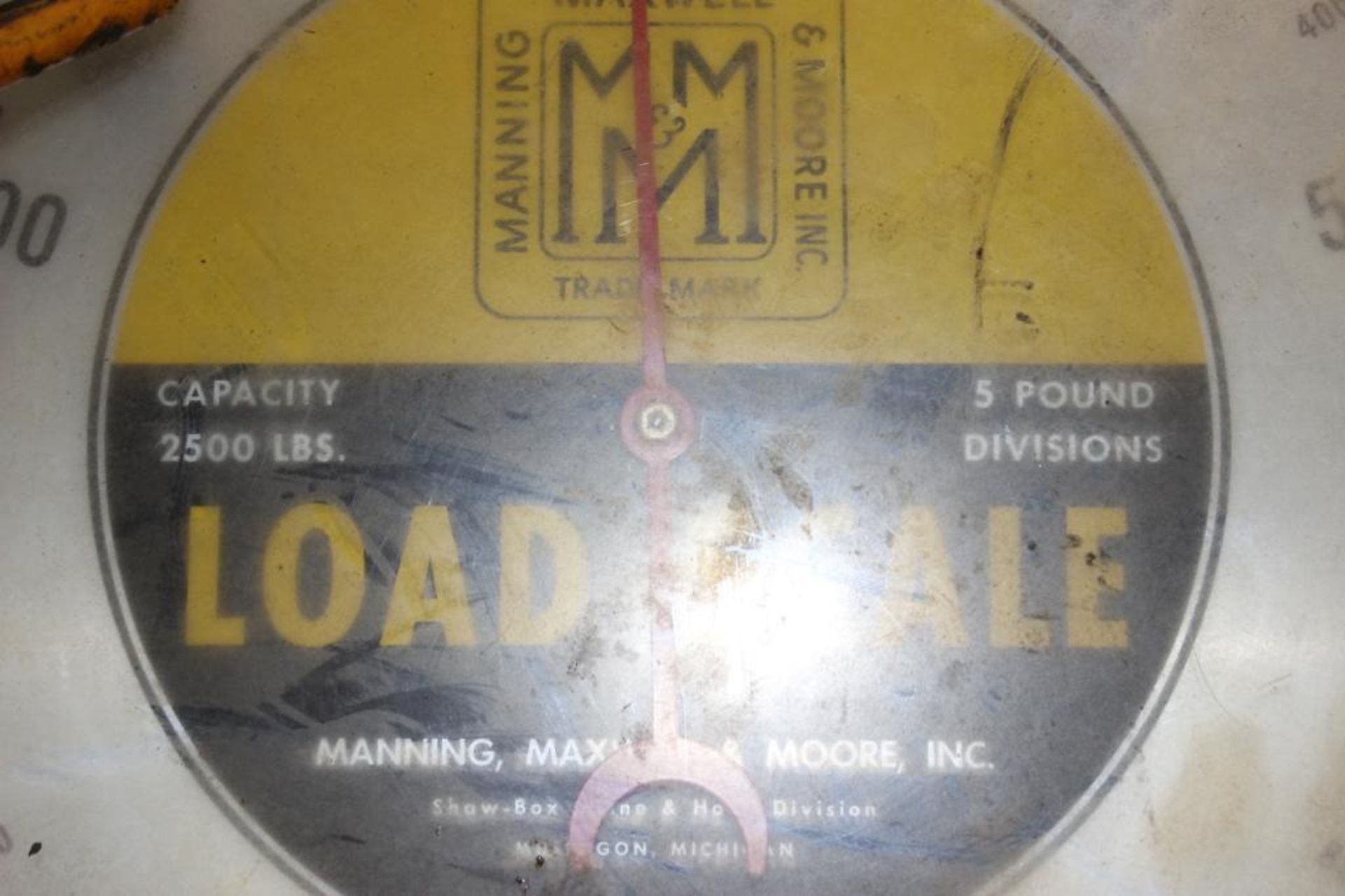 Manning Maxwell & Moore 2,500-LBS. Capacity Dial-Type Load Scale w/Hook - Image 2 of 2