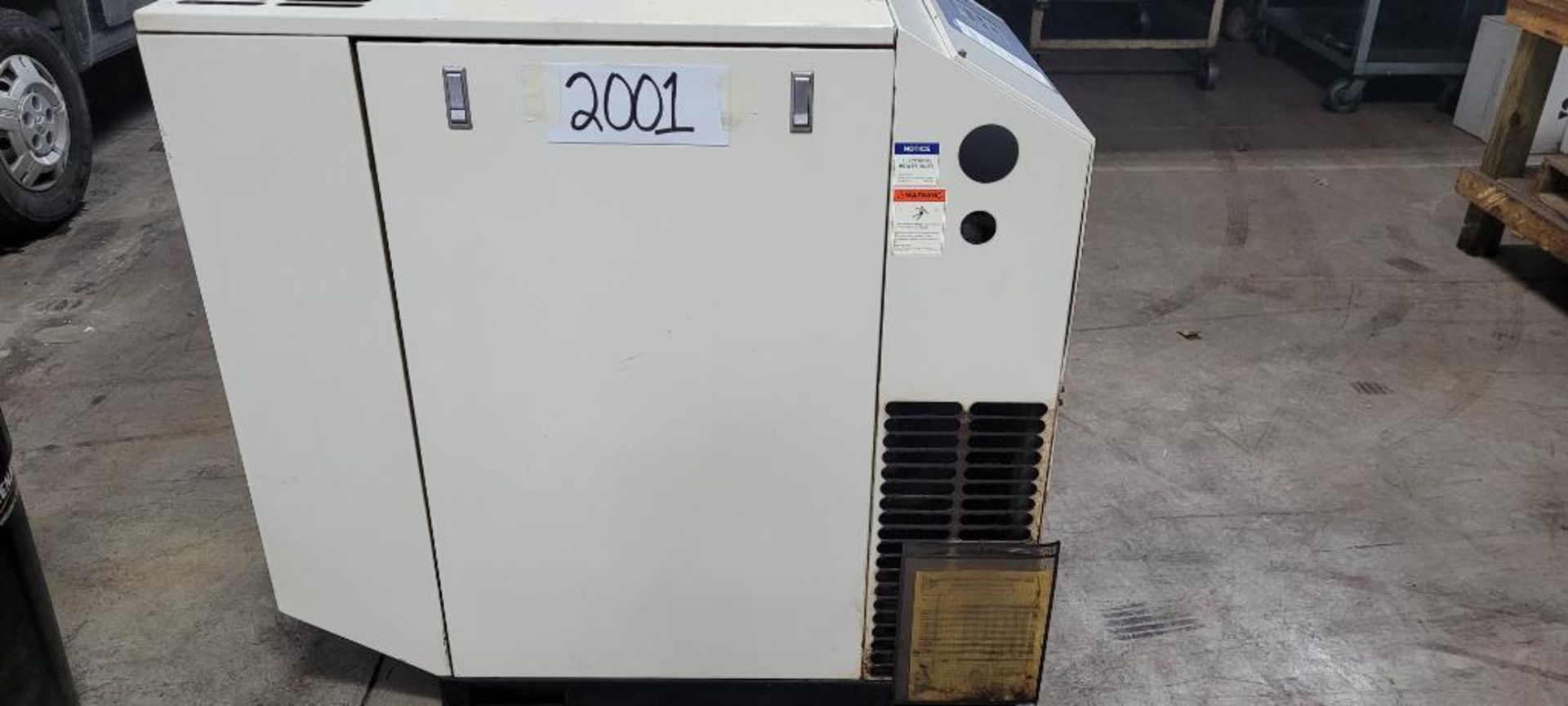 Ingersoll-Rand 25-HP Model SSR-EP25SE Screw-Type Enclosed Air Compressor - Image 2 of 6