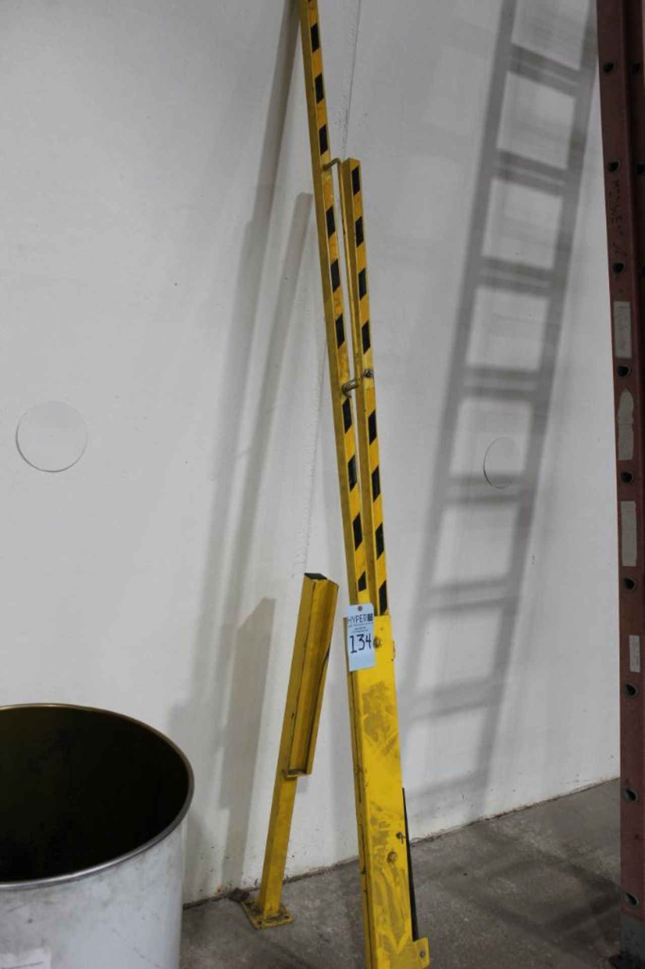 5'6" (est.) Single-Arm Safety Gate - Image 3 of 3