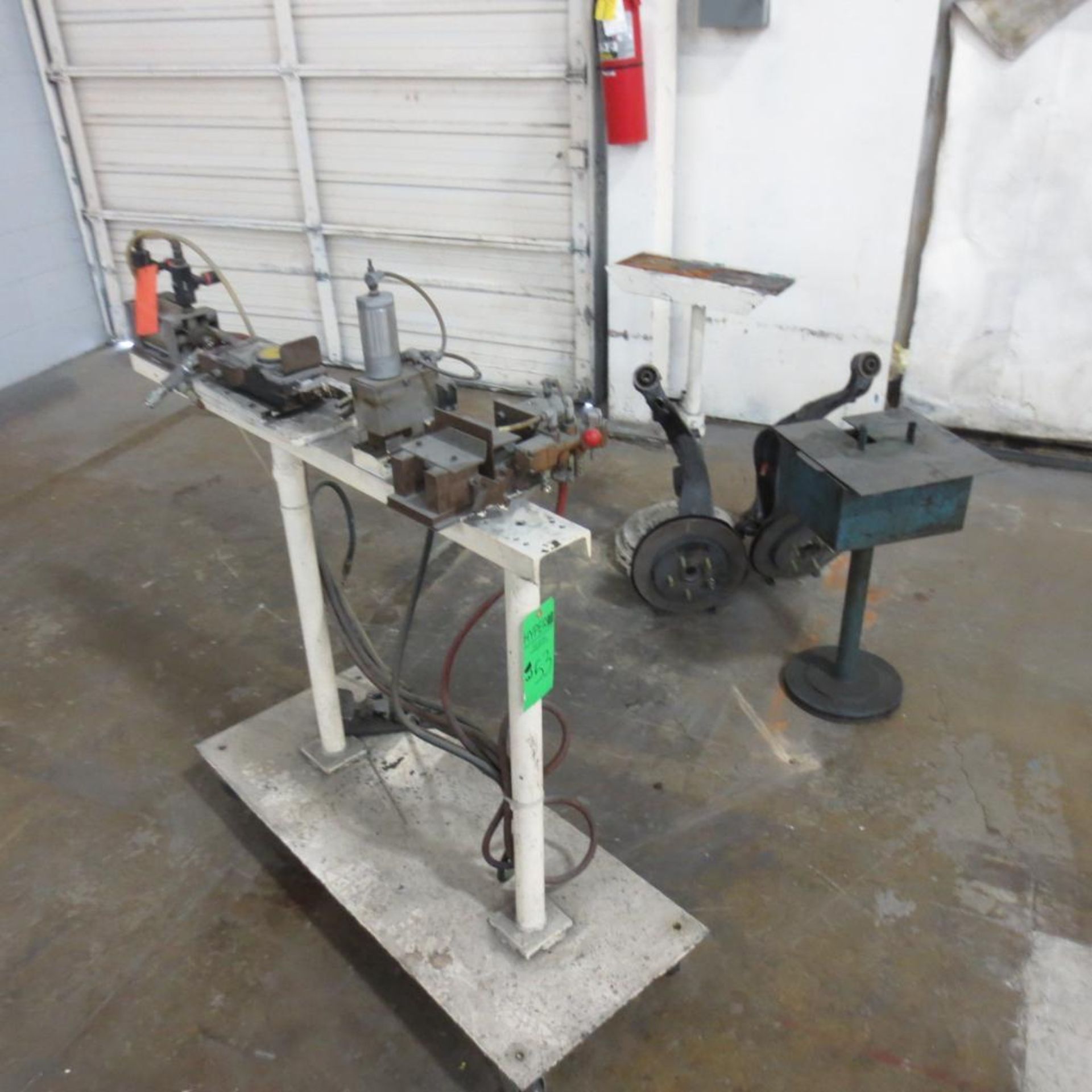 Button Machine, Hydraulic Pump unit and Stand - Image 7 of 7