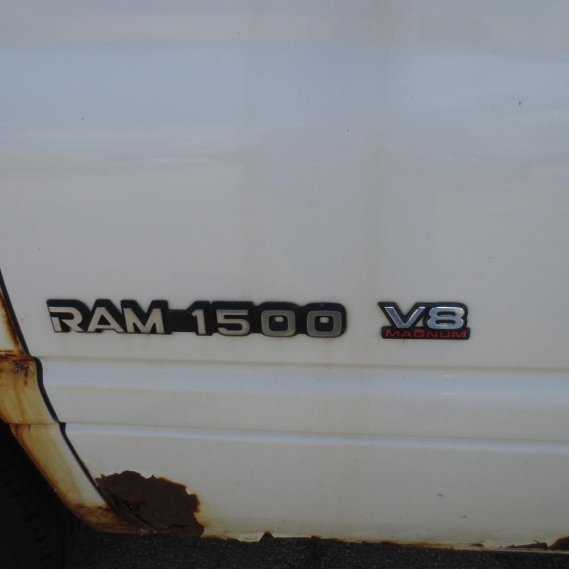 Dodge Ram 1500 Standard Cab Pickup Truck Vin: 1B7HC16Y0WS744787 (1998), 5.2L V-8, A/T, 124,739 Miles - Image 15 of 29