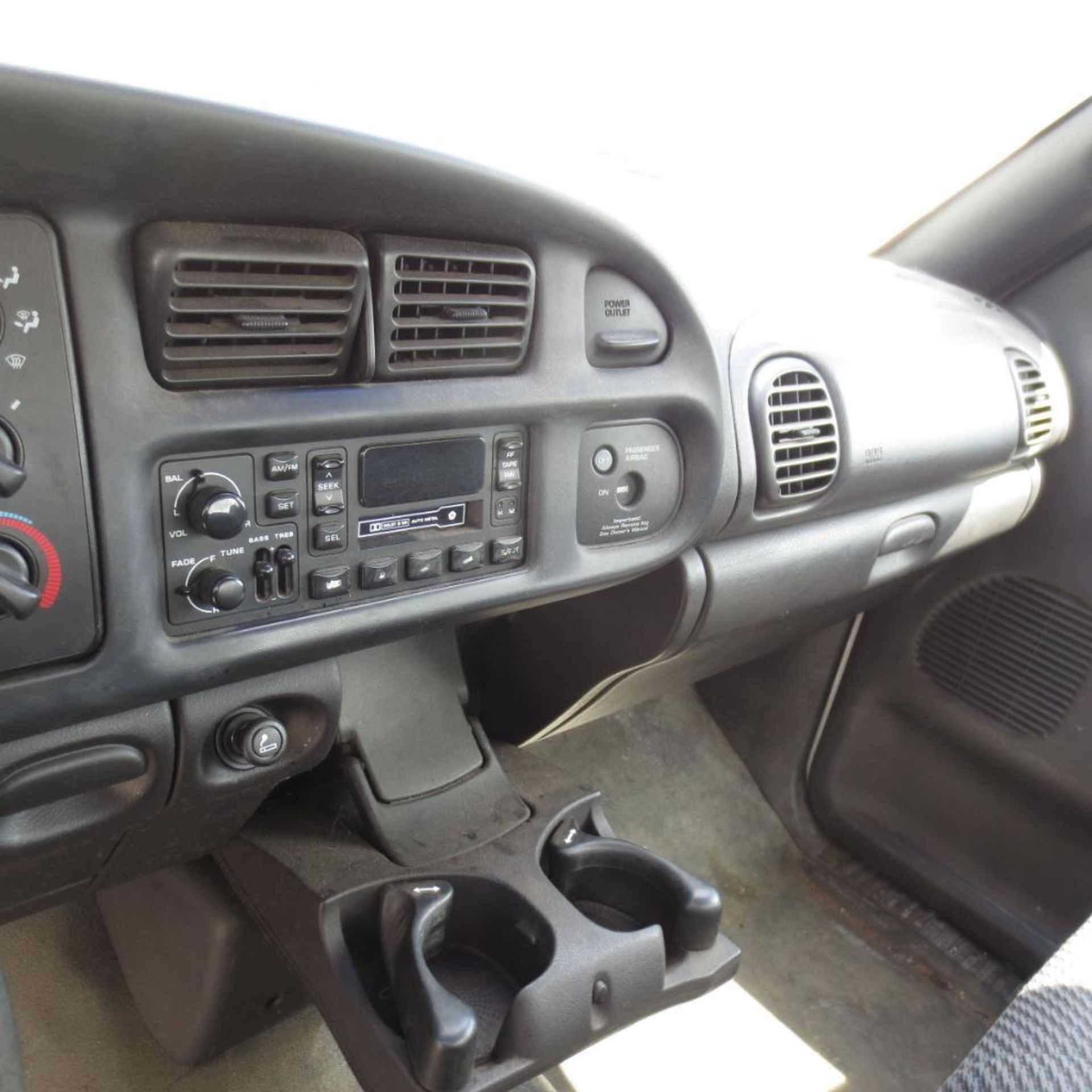 Dodge Ram 1500 Standard Cab Pickup Truck Vin: 1B7HC16Y0WS744787 (1998), 5.2L V-8, A/T, 124,739 Miles - Image 27 of 29
