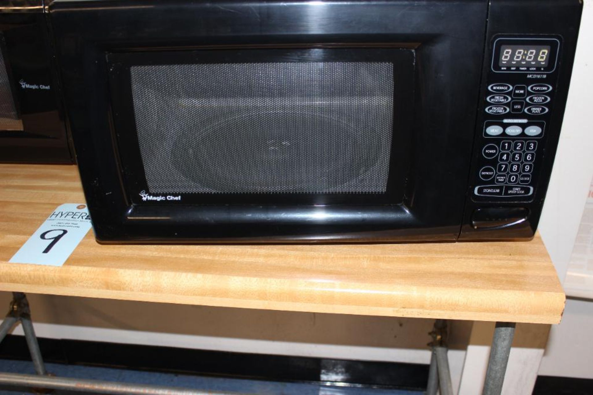 2 Magic Chef microwaves w/ table & Crosley refrigerator - Image 2 of 9