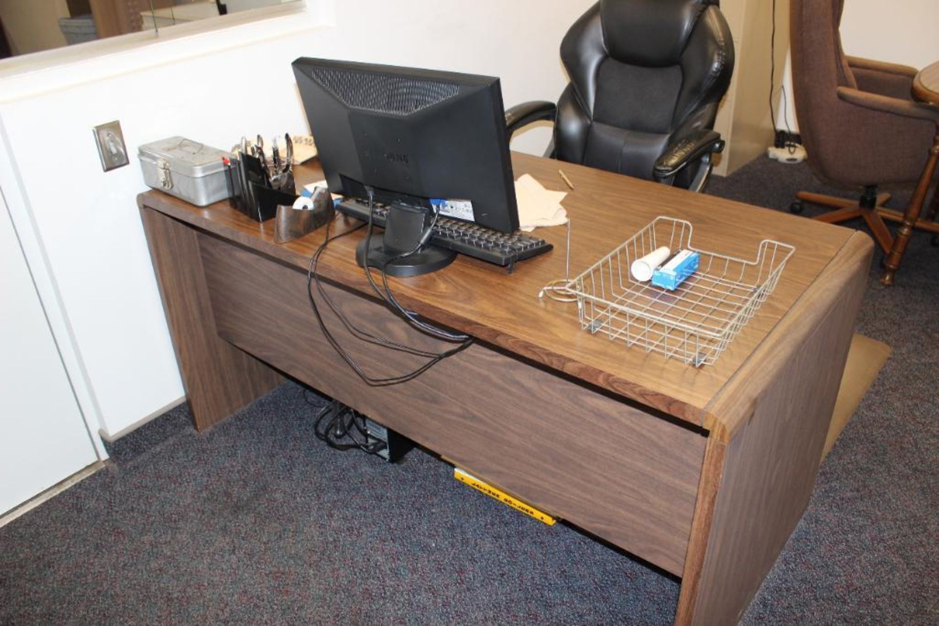 Office w/ 2 desks, conference table, 6 chairs, 1- 2 drawer file cabinet & 1- 4 drawer file cabinet - Image 5 of 10