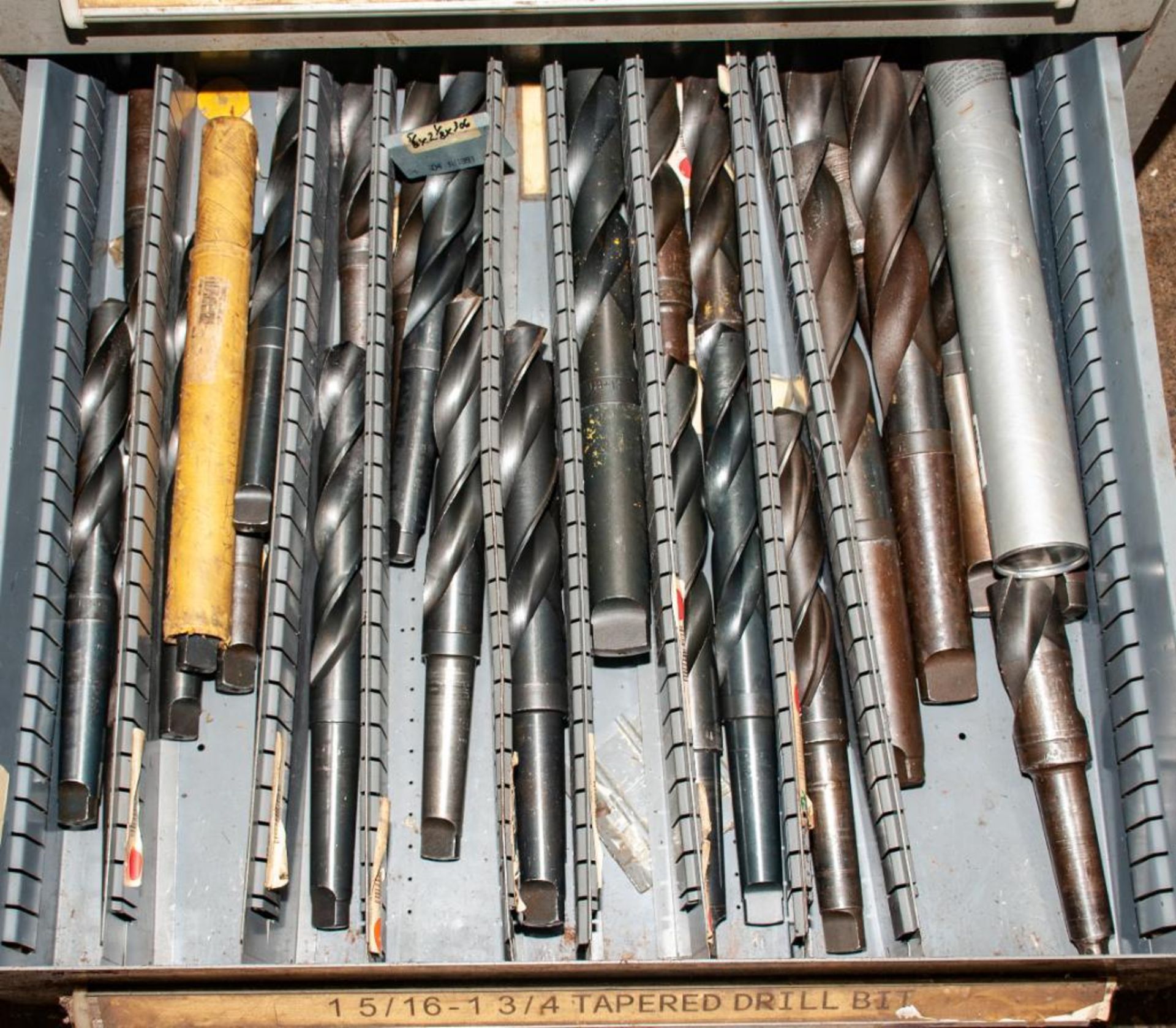 Stanley Vidmar Cabinet 11-Drawer w/ contents. Metric Carbide End Mills, Counter Sinks, Deburrer Coun - Image 12 of 12