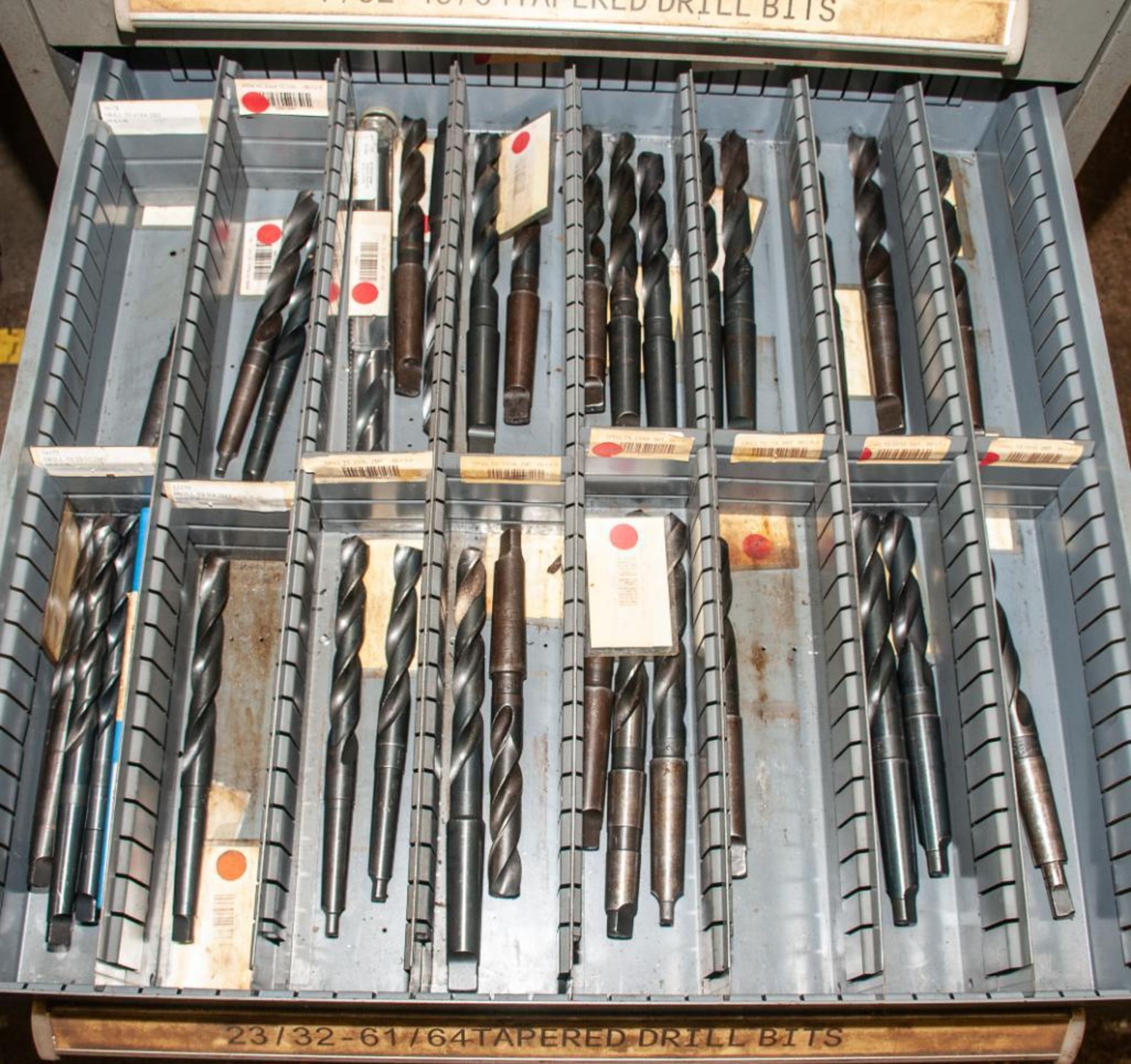 Stanley Vidmar Cabinet 11-Drawer w/ contents. Metric Carbide End Mills, Counter Sinks, Deburrer Coun - Image 10 of 12