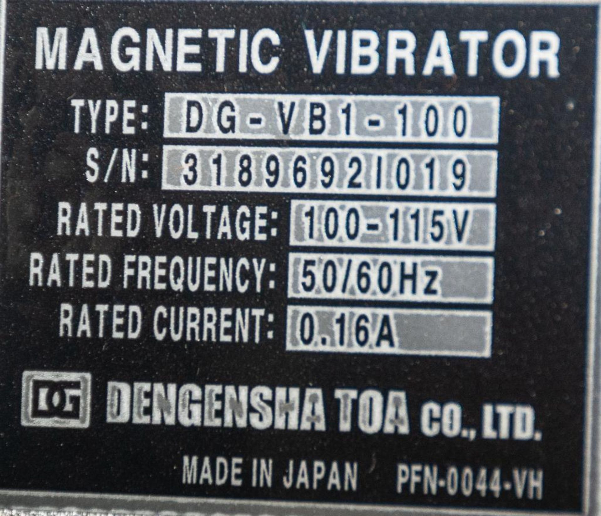 Dengensha Toa Vibratory Parts Feeder, Mdl. VNS-00-S6-DLH-B, 115v, s/n 1935960A001 - Image 5 of 6