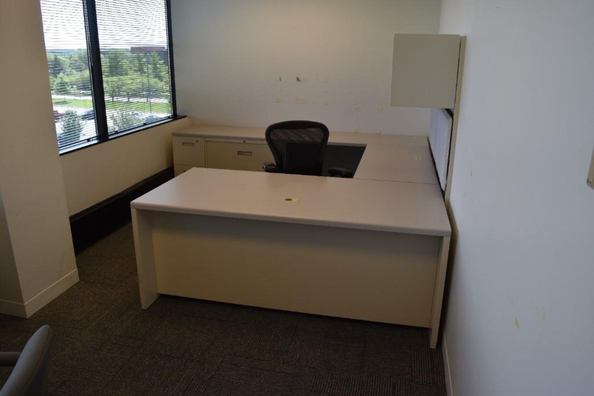 Lot c/o: (26) Assorted Office Suites - Relocated for ease of removal - Image 69 of 106