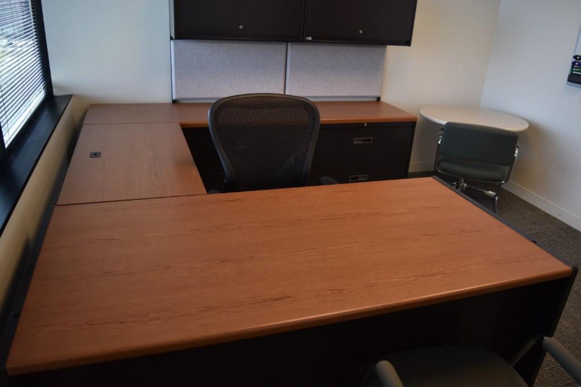 Lot c/o: (26) Assorted Office Suites - Relocated for ease of removal - Image 105 of 106