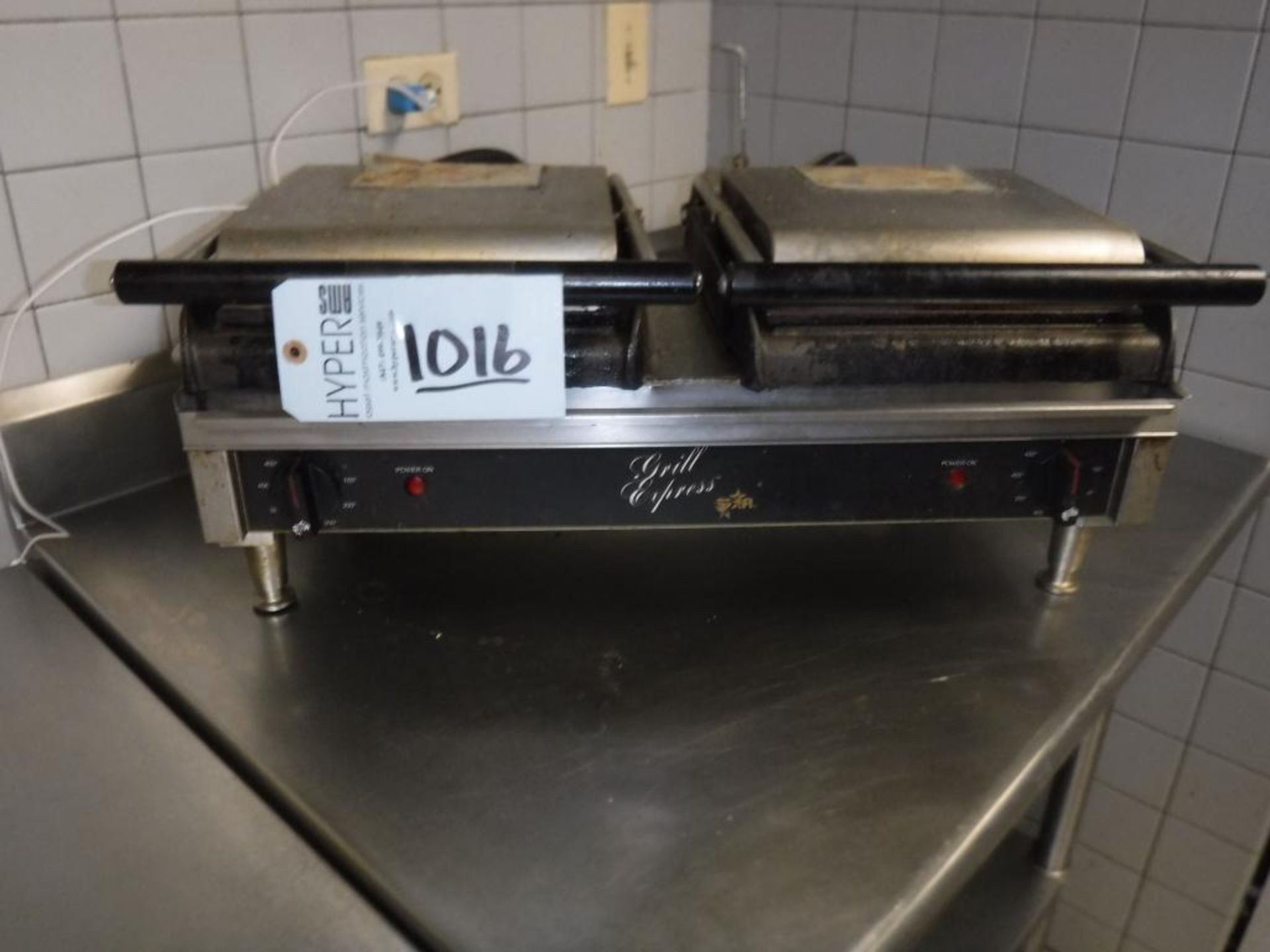 Grill Express Double Press Grill Model GX20IS, S/N GXS2007 1400282, With 3-Ft Stainless Table