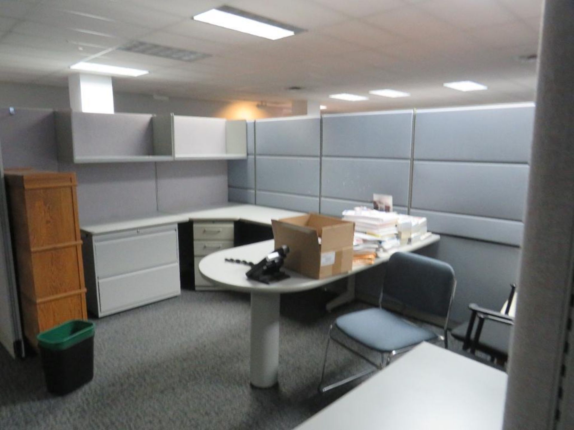 Lot c/o: Appx 6,400 Sq Ft of Cubicles (4000 Sq Ft of 67" High & 2400 Sq Ft of 53" High), Appx 57 Off - Image 10 of 23